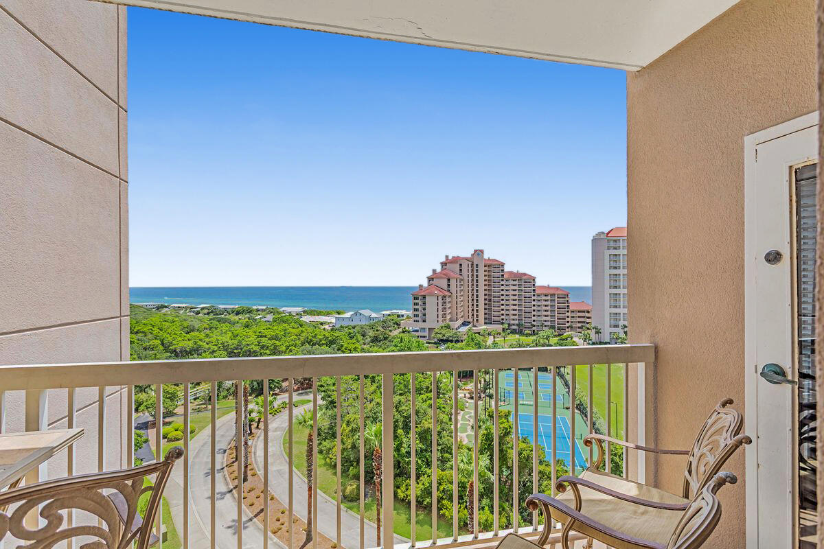 SUMMIT AT TOPS'L (THE) - Residential