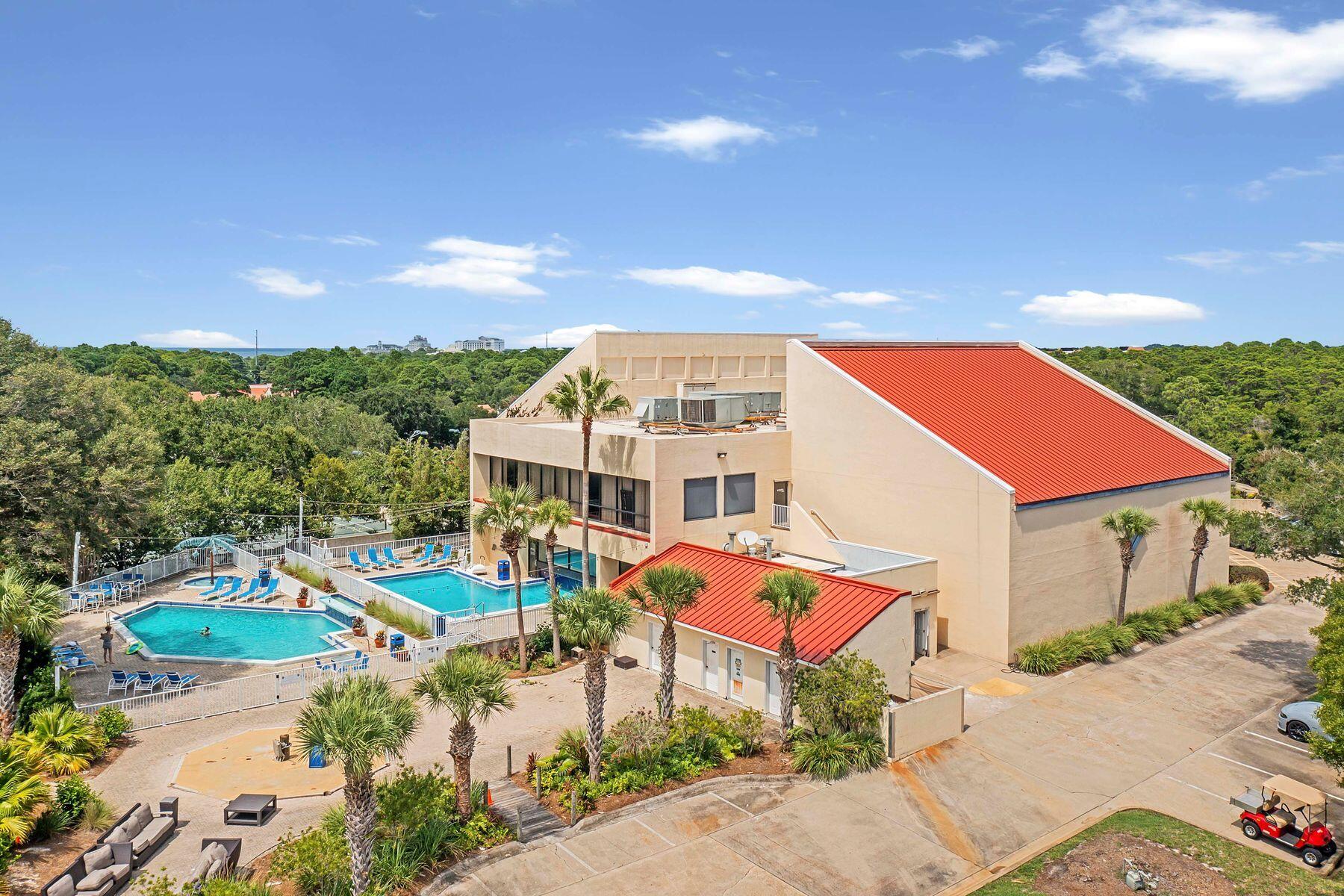 SUMMIT AT TOPS'L (THE) - Residential