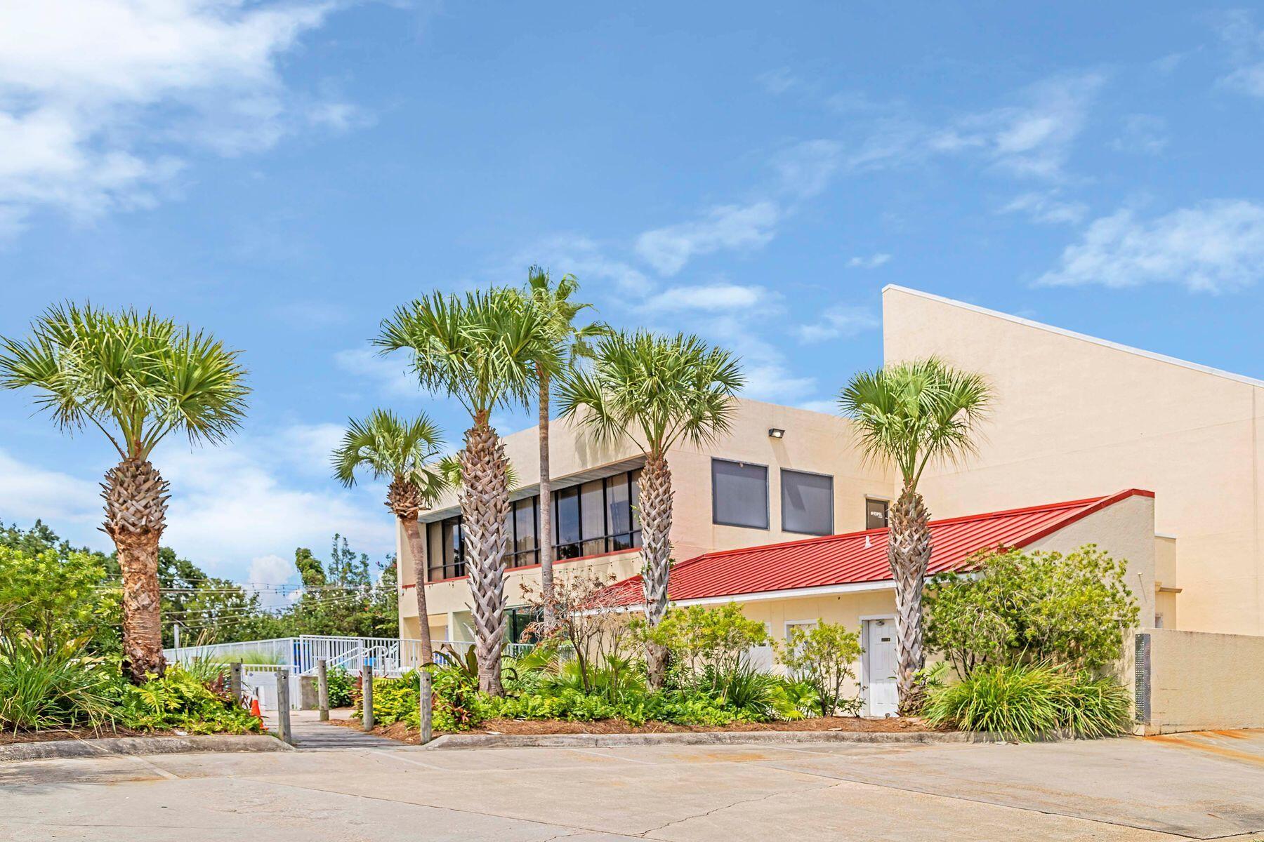 SUMMIT AT TOPS'L (THE) - Residential