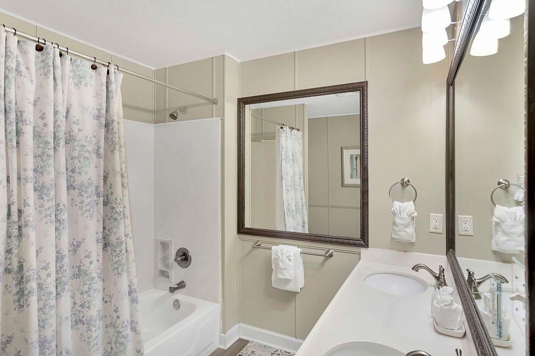 SUMMIT AT TOPS'L (THE) - Residential