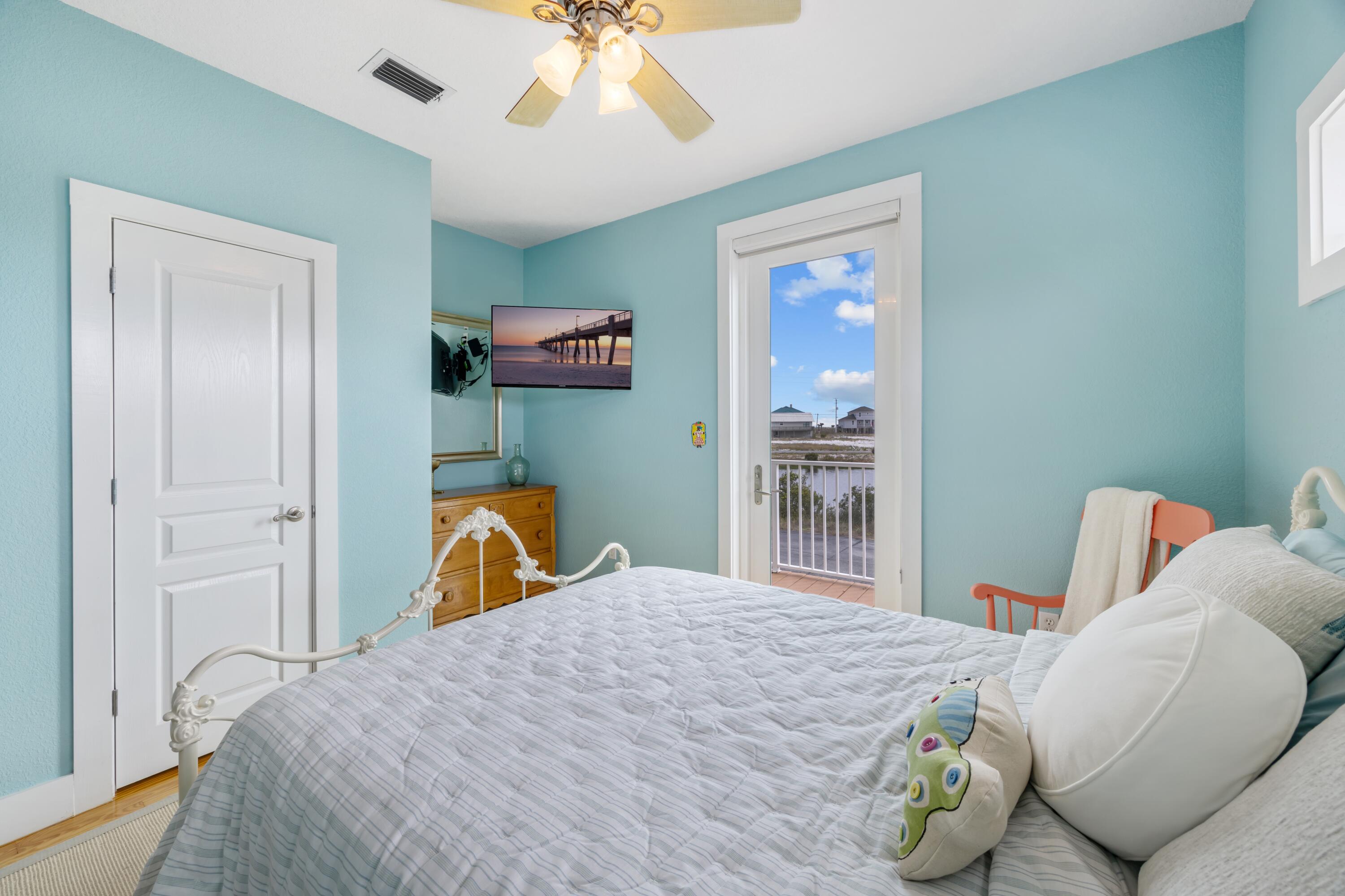 CARIBBEAN ISLES - Residential