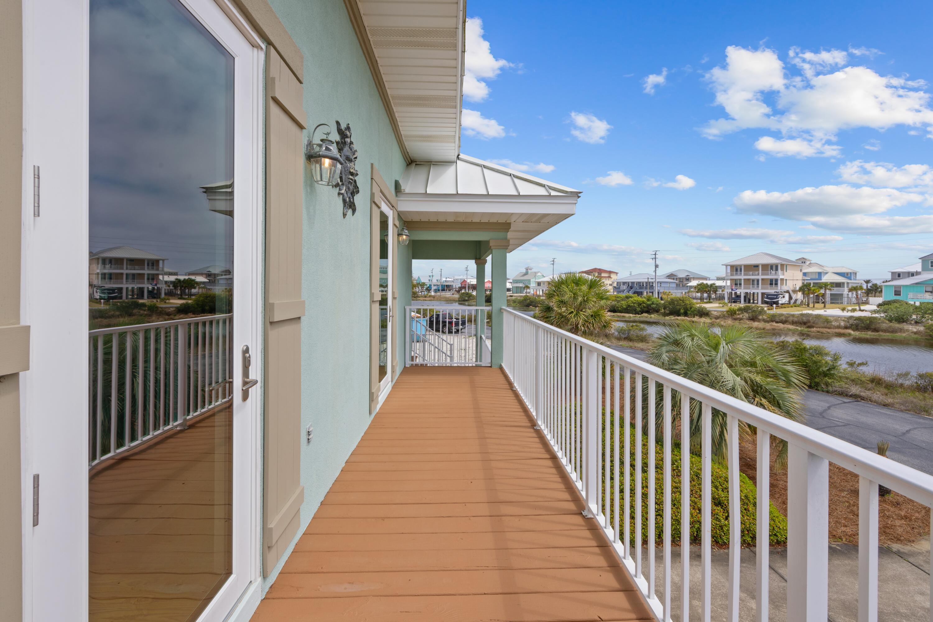 CARIBBEAN ISLES - Residential
