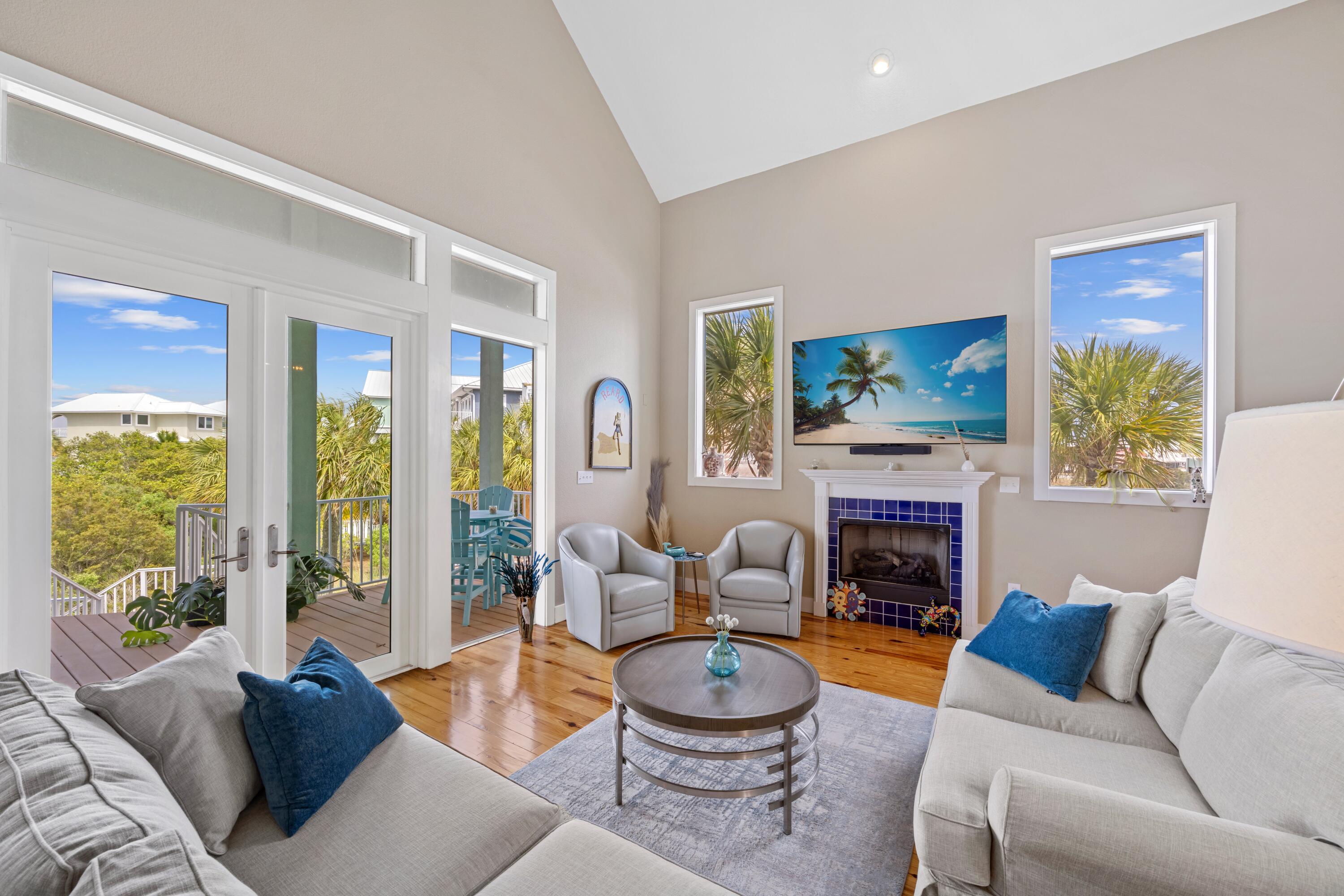 CARIBBEAN ISLES - Residential