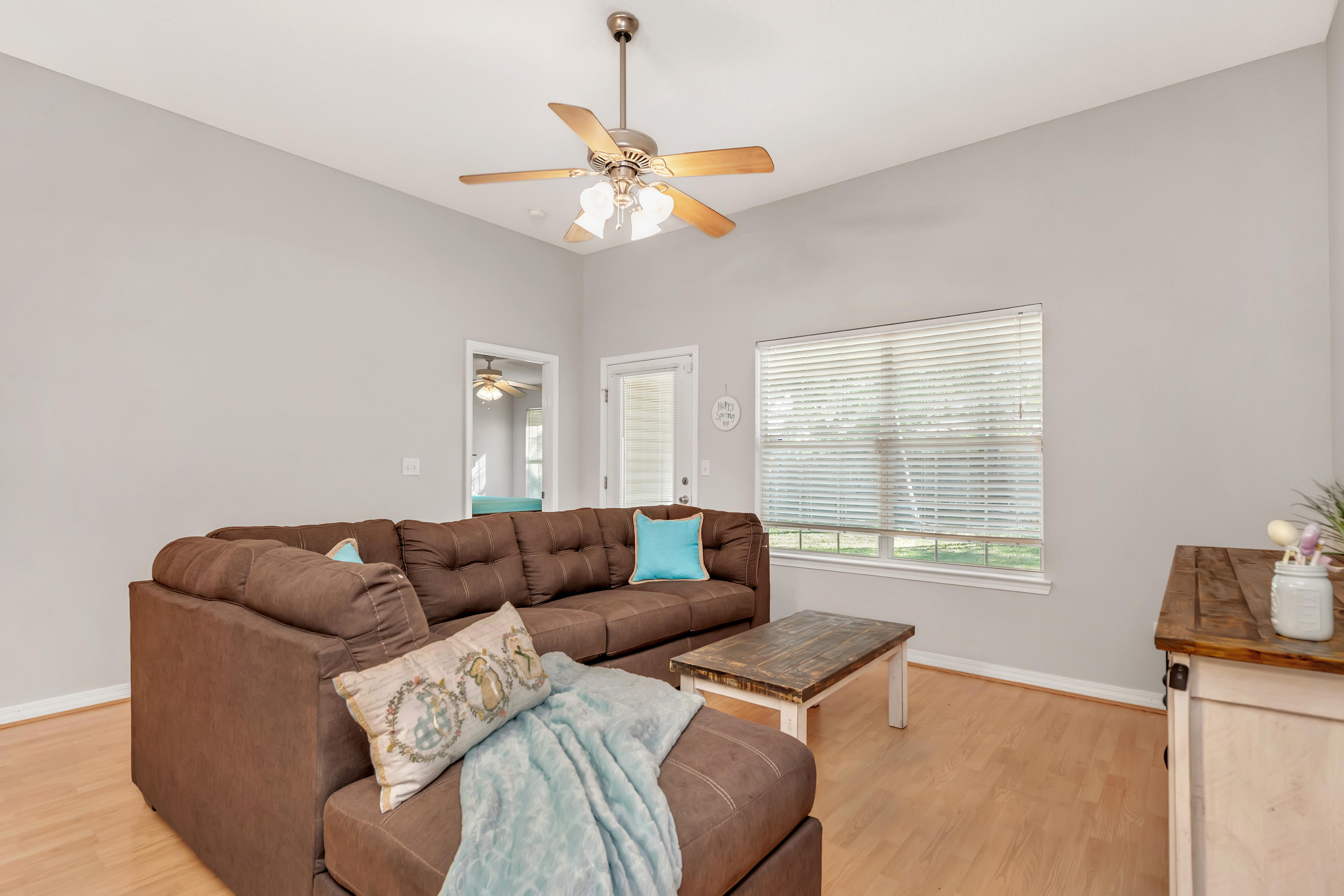 SHANYN TAYLOR OAKS - Residential