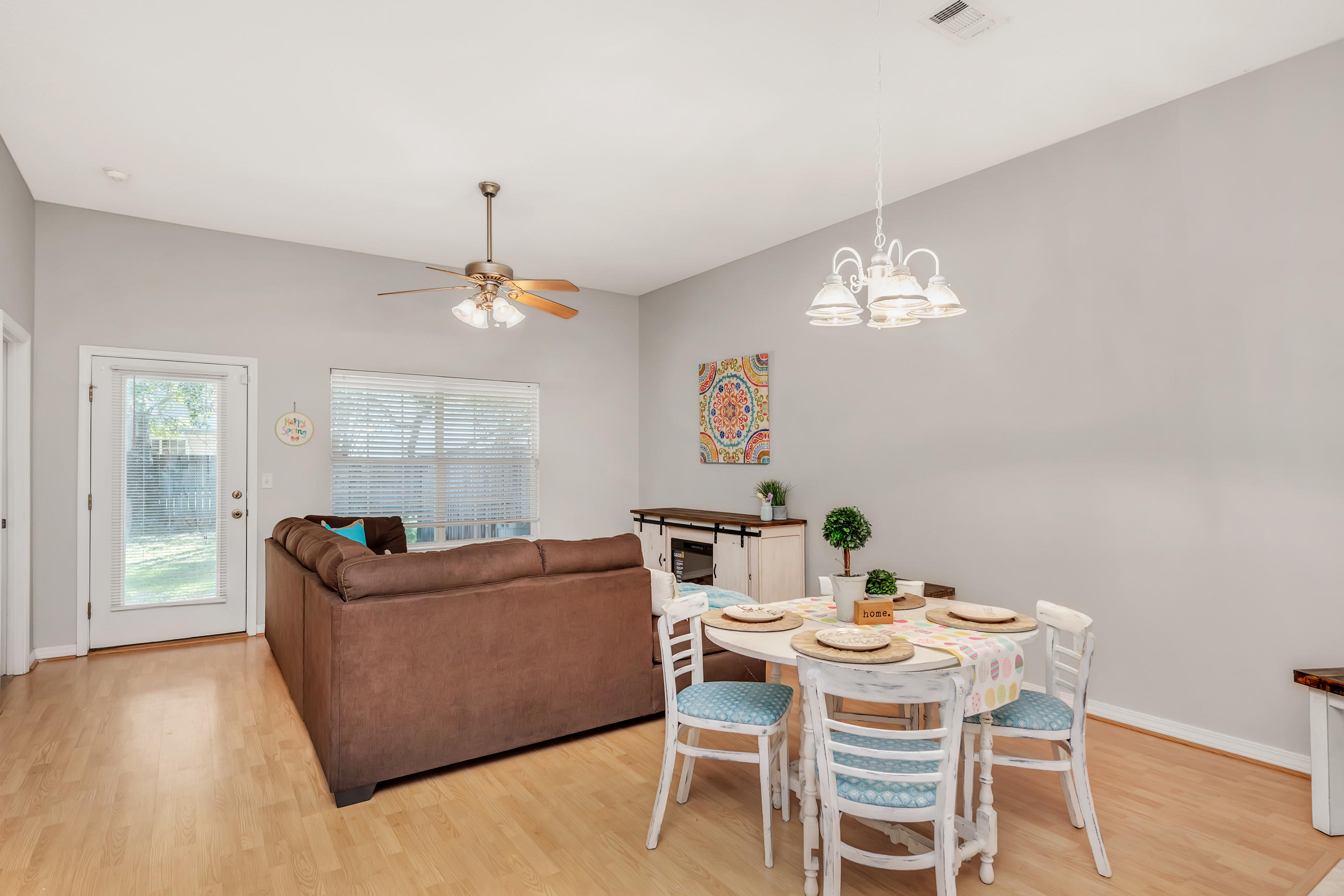 SHANYN TAYLOR OAKS - Residential