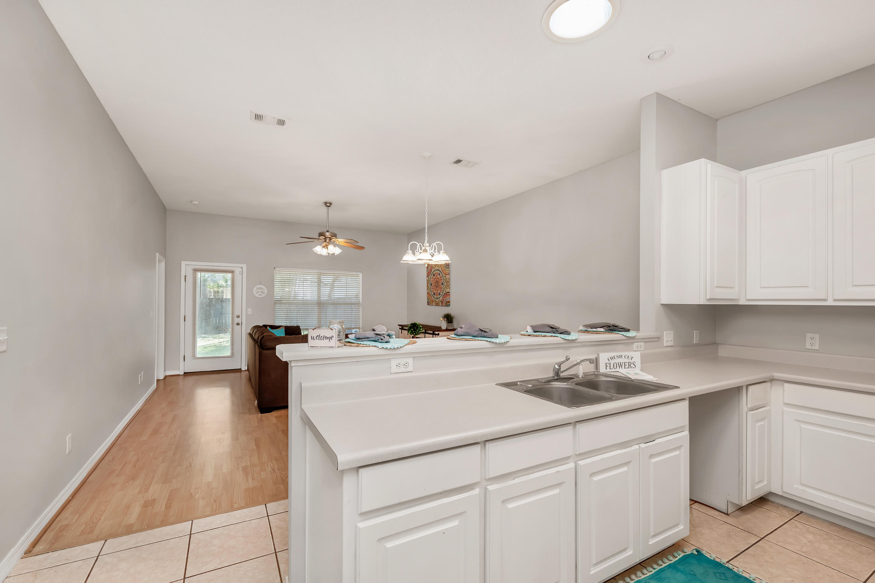 SHANYN TAYLOR OAKS - Residential