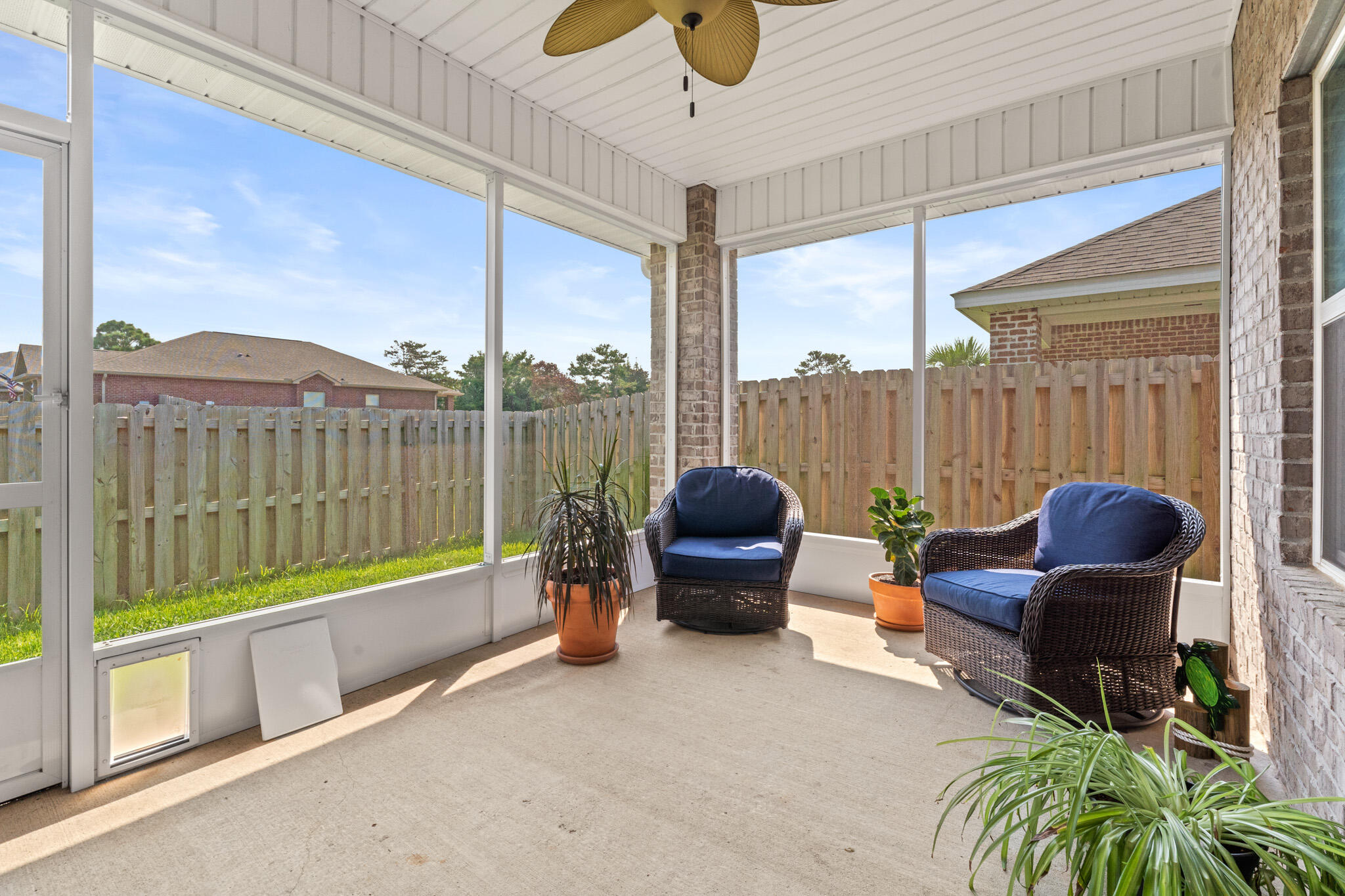 WATERFORD SOUND - Residential