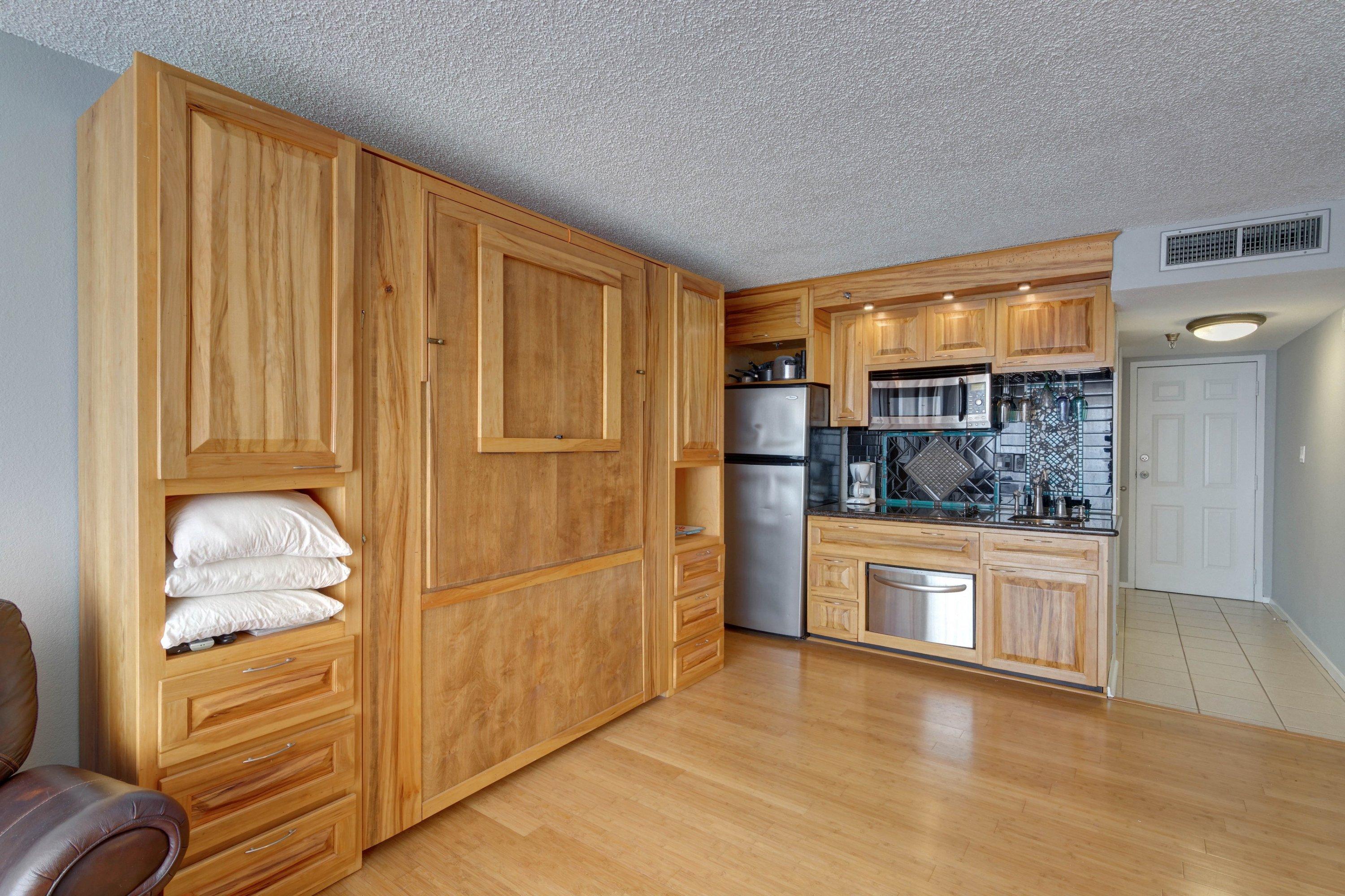 ISLANDER BEACH RESORT CONDO - Residential