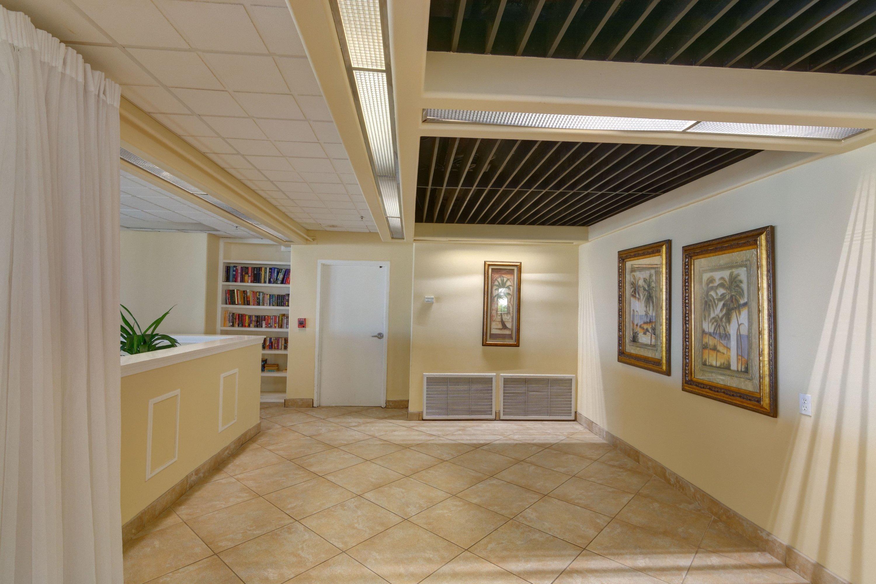 ISLANDER BEACH RESORT CONDO - Residential