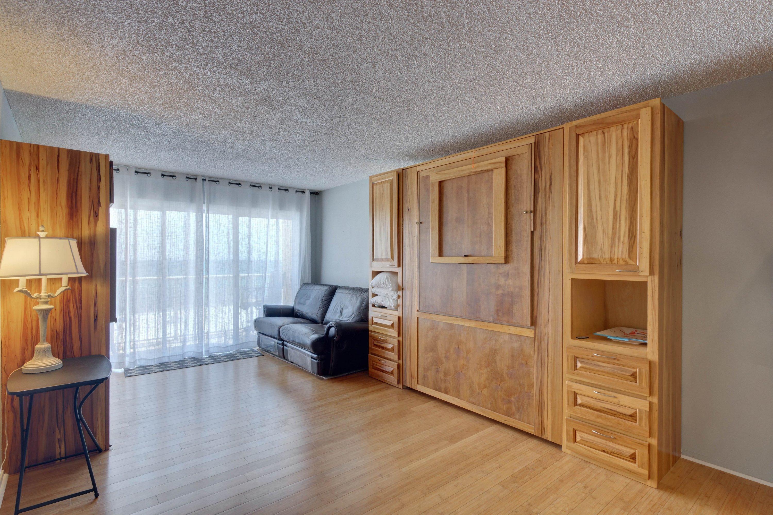 ISLANDER BEACH RESORT CONDO - Residential