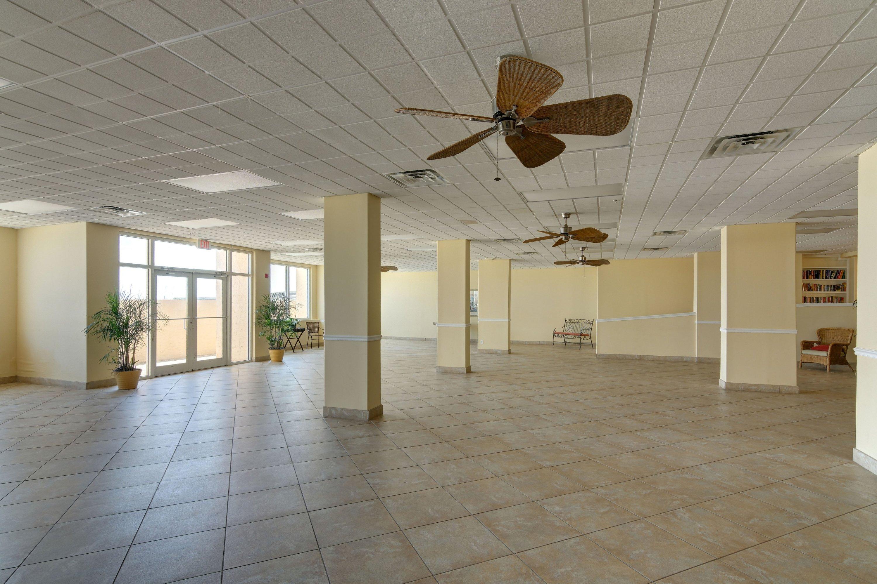 ISLANDER BEACH RESORT CONDO - Residential