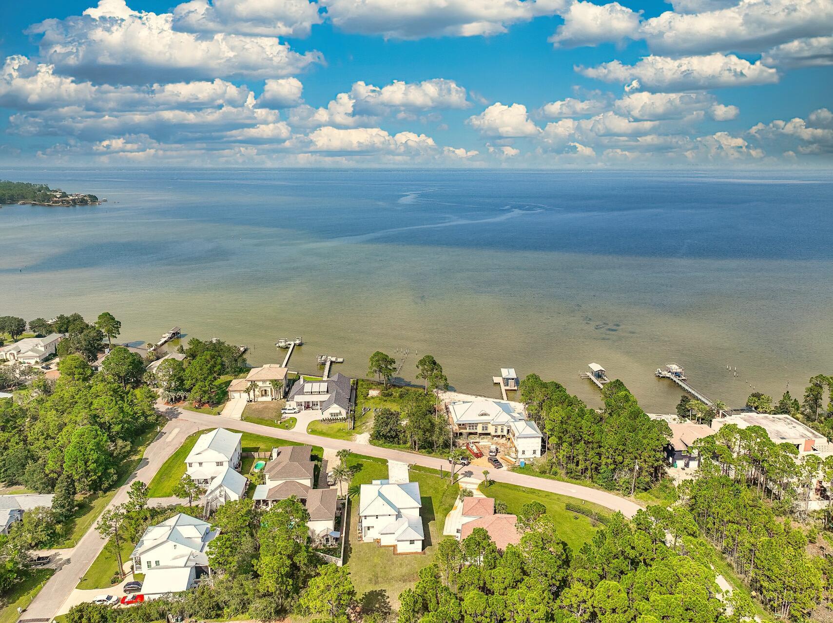 SHELTER COVE ESTATES 2ND ADDN - Residential