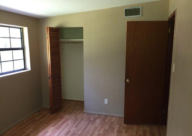 DEFUNIAK SPRINGS SOUTH ESTATES - Residential