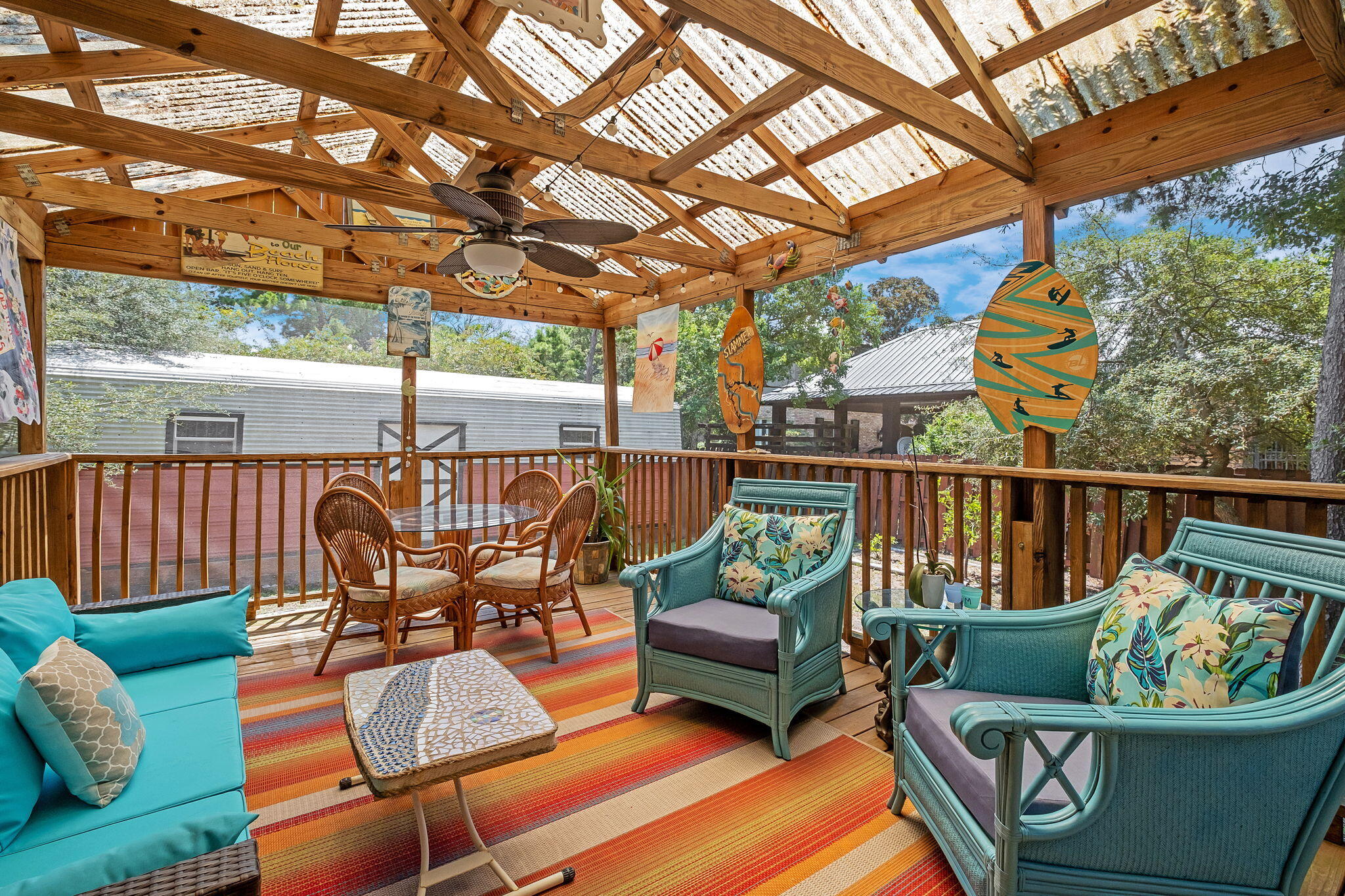 WHISPERING OAKS - Residential