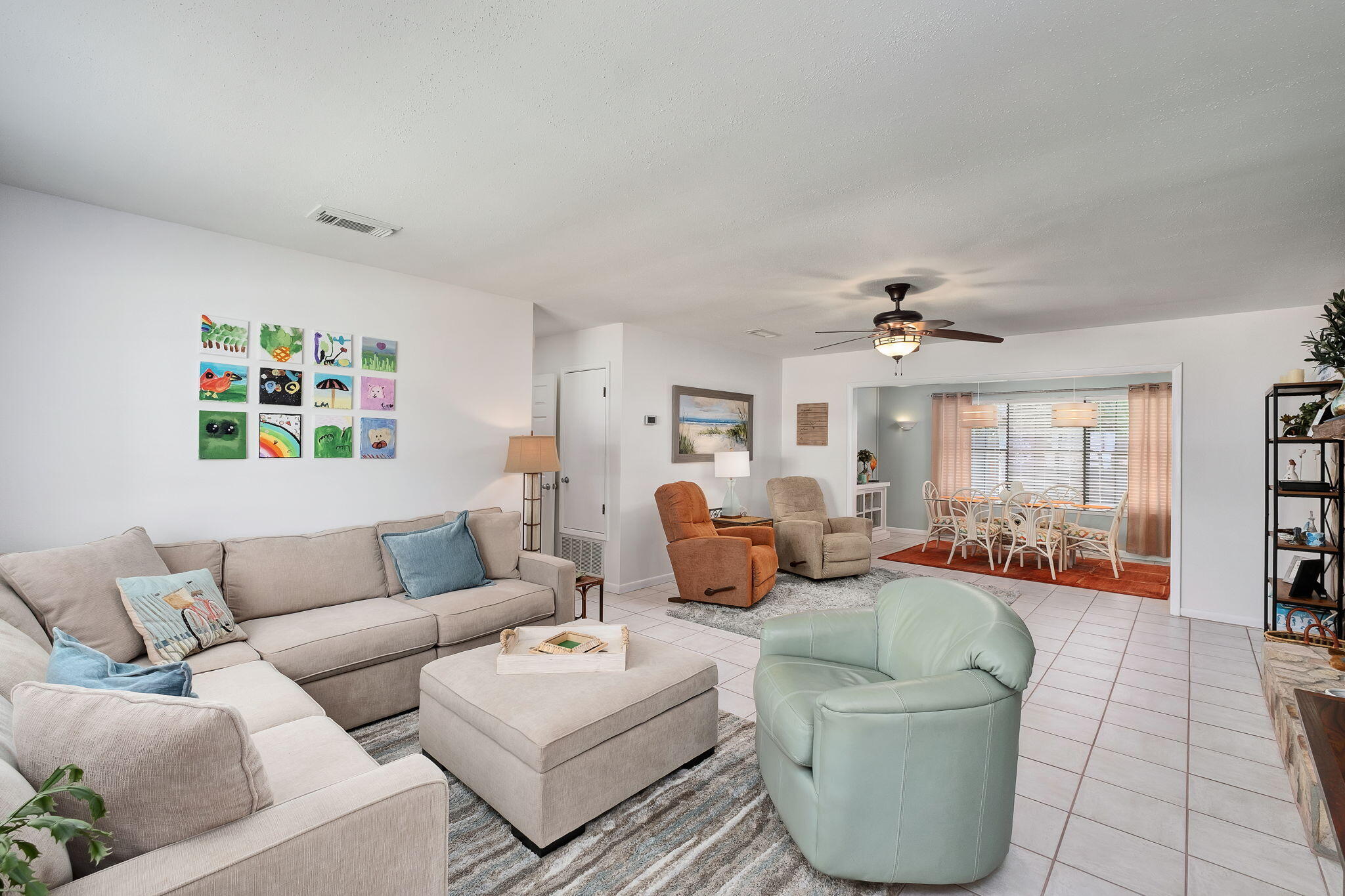 WHISPERING OAKS - Residential