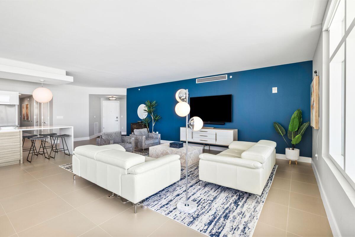 1900 Ninety Eight - Residential