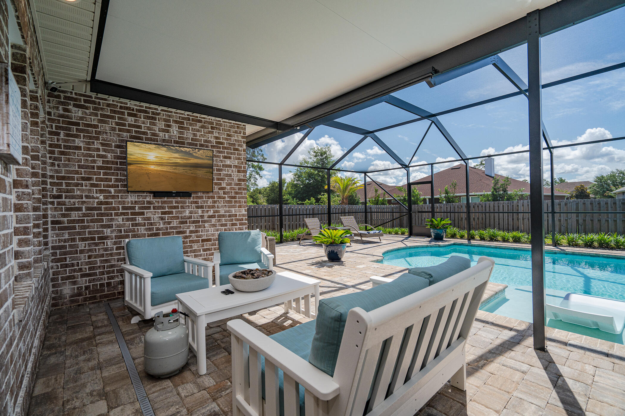 HAMMOCK BAY - Residential