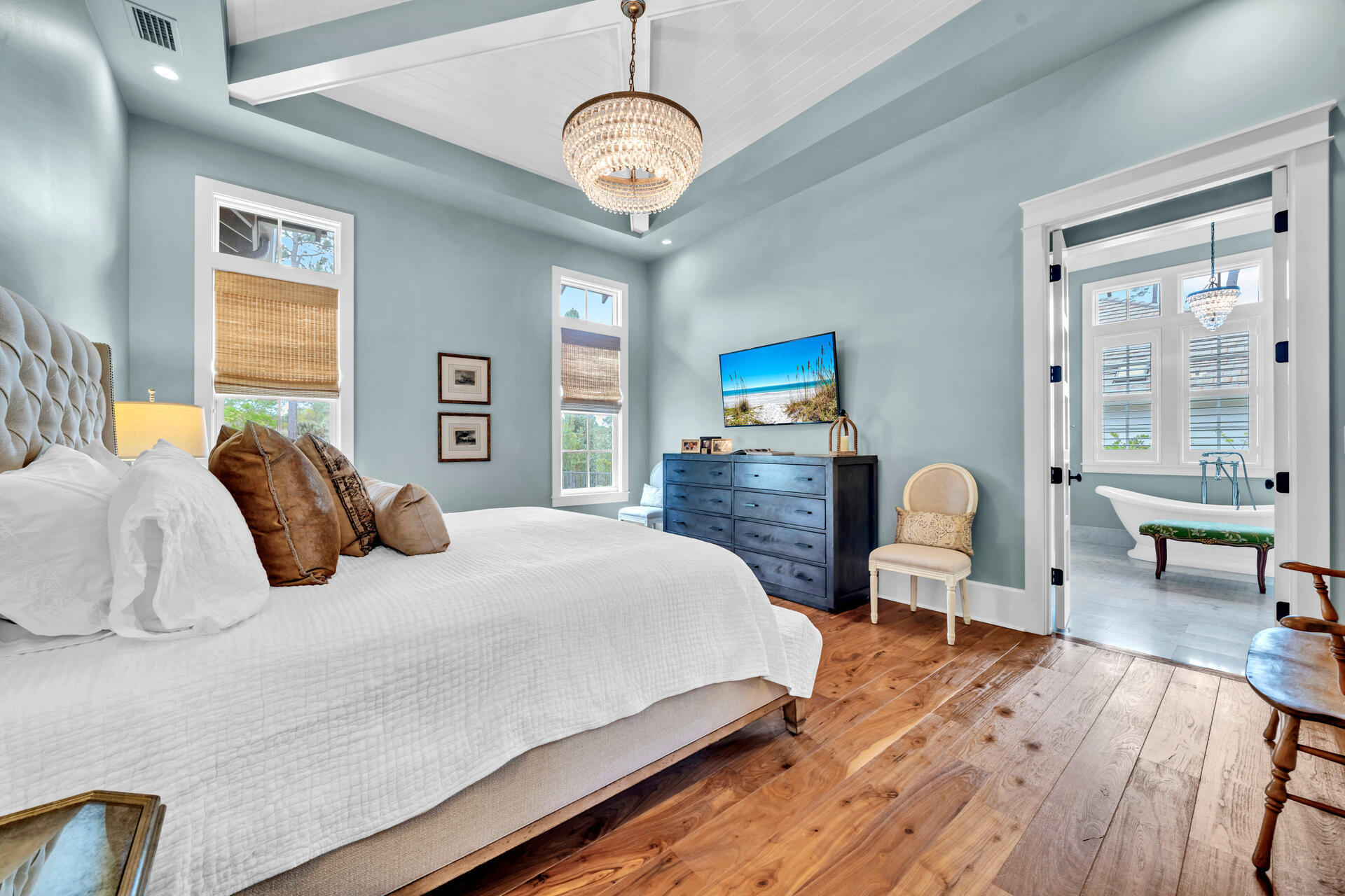 BAYTOWNE AVE EAST - Residential