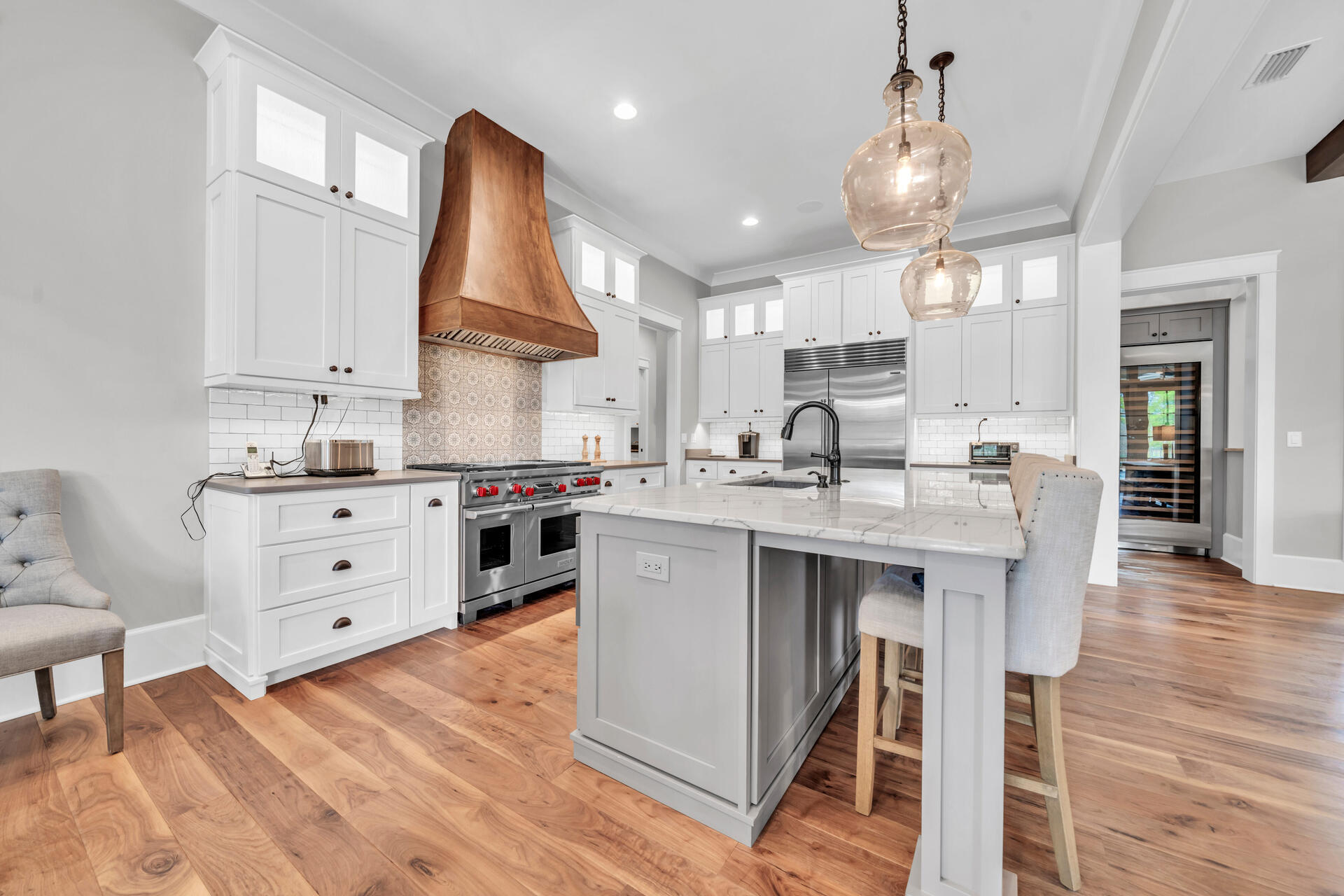 BAYTOWNE AVE EAST - Residential