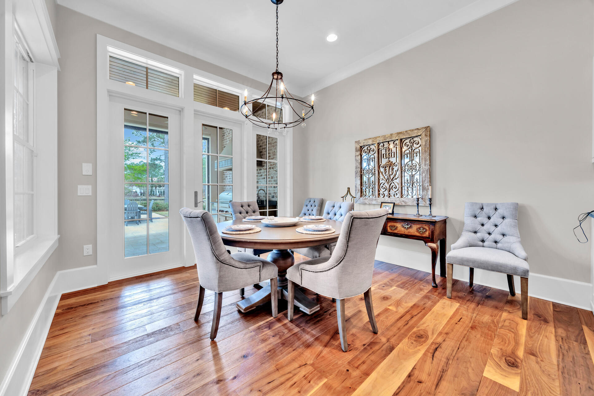 BAYTOWNE AVE EAST - Residential