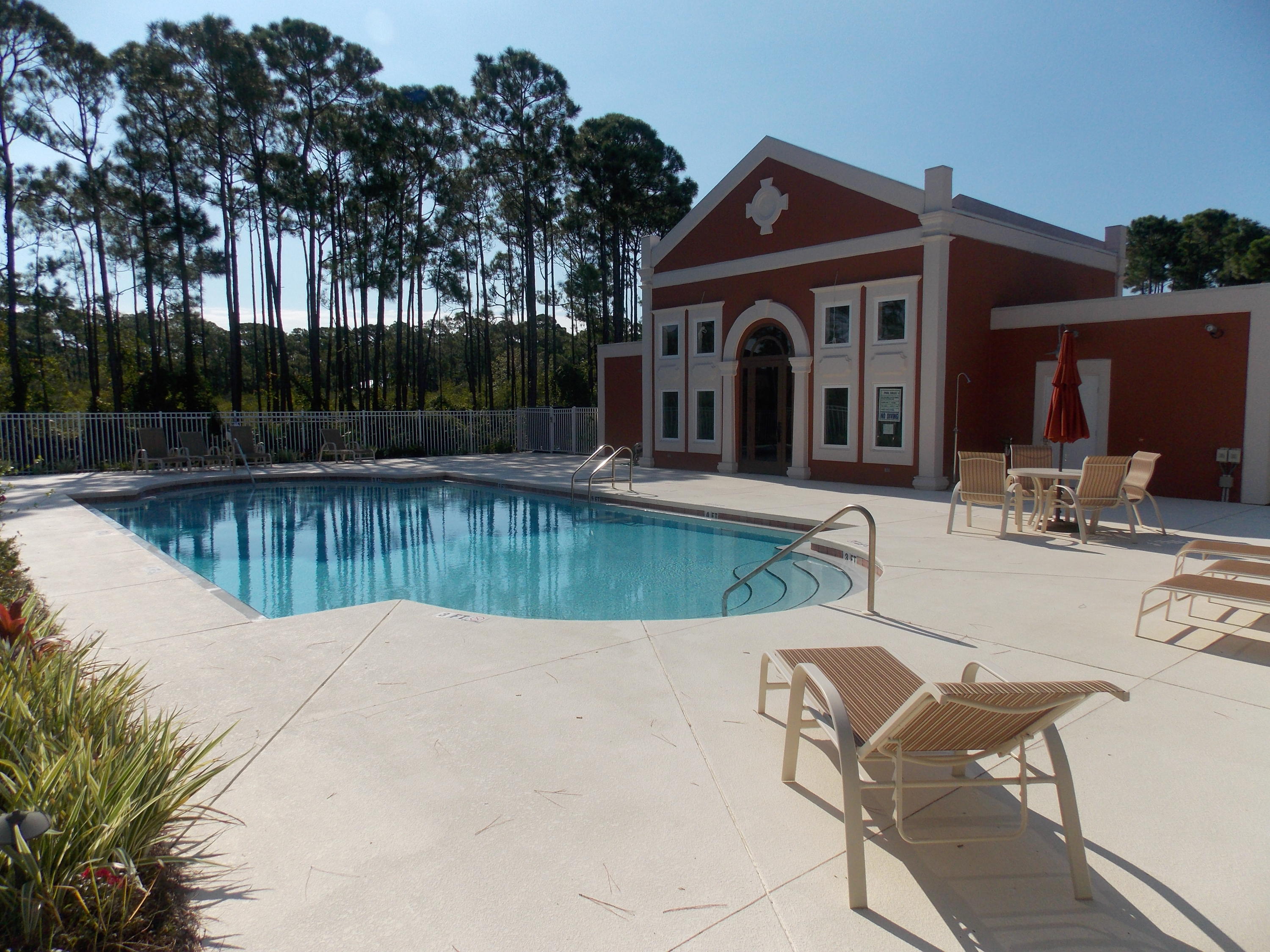 FRANGISTA BEACH - Land