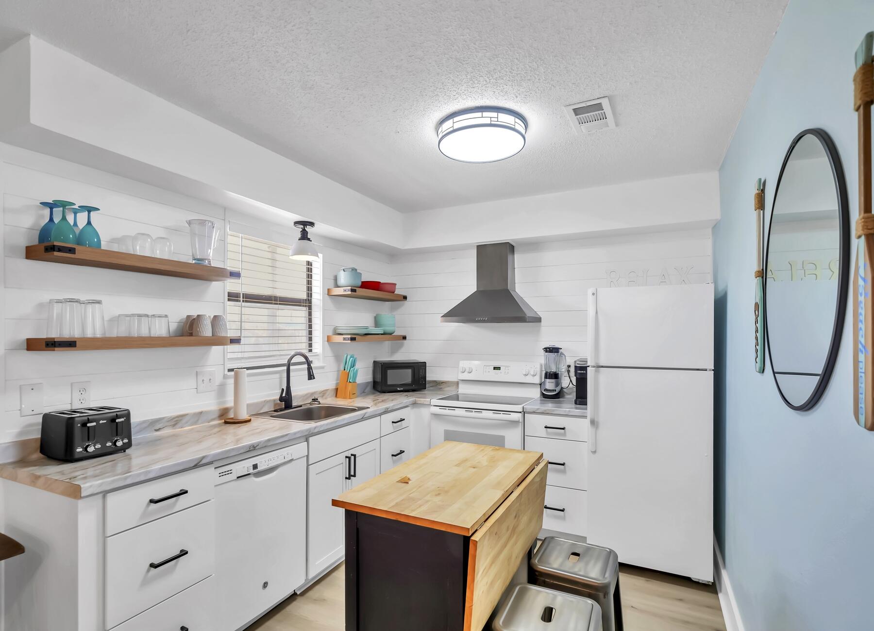 NAUTICAL WAY - Residential