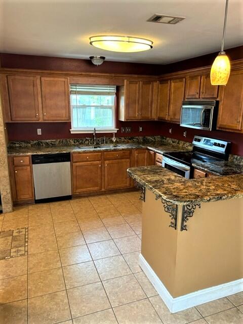 OAKWOOD HILLS UNIT 3 - Residential