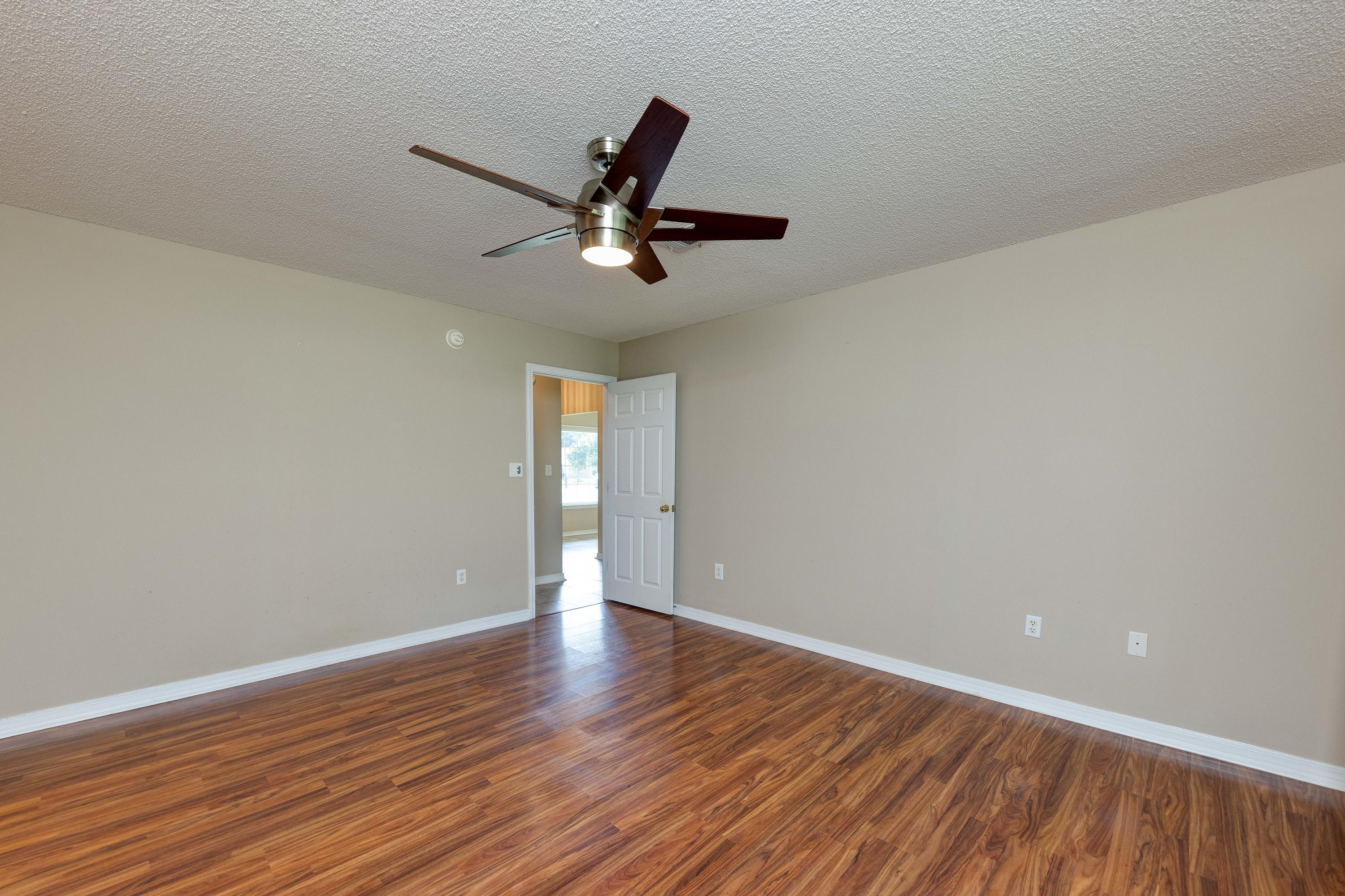 CHEROKEE BEND S/D PH 2 - Residential