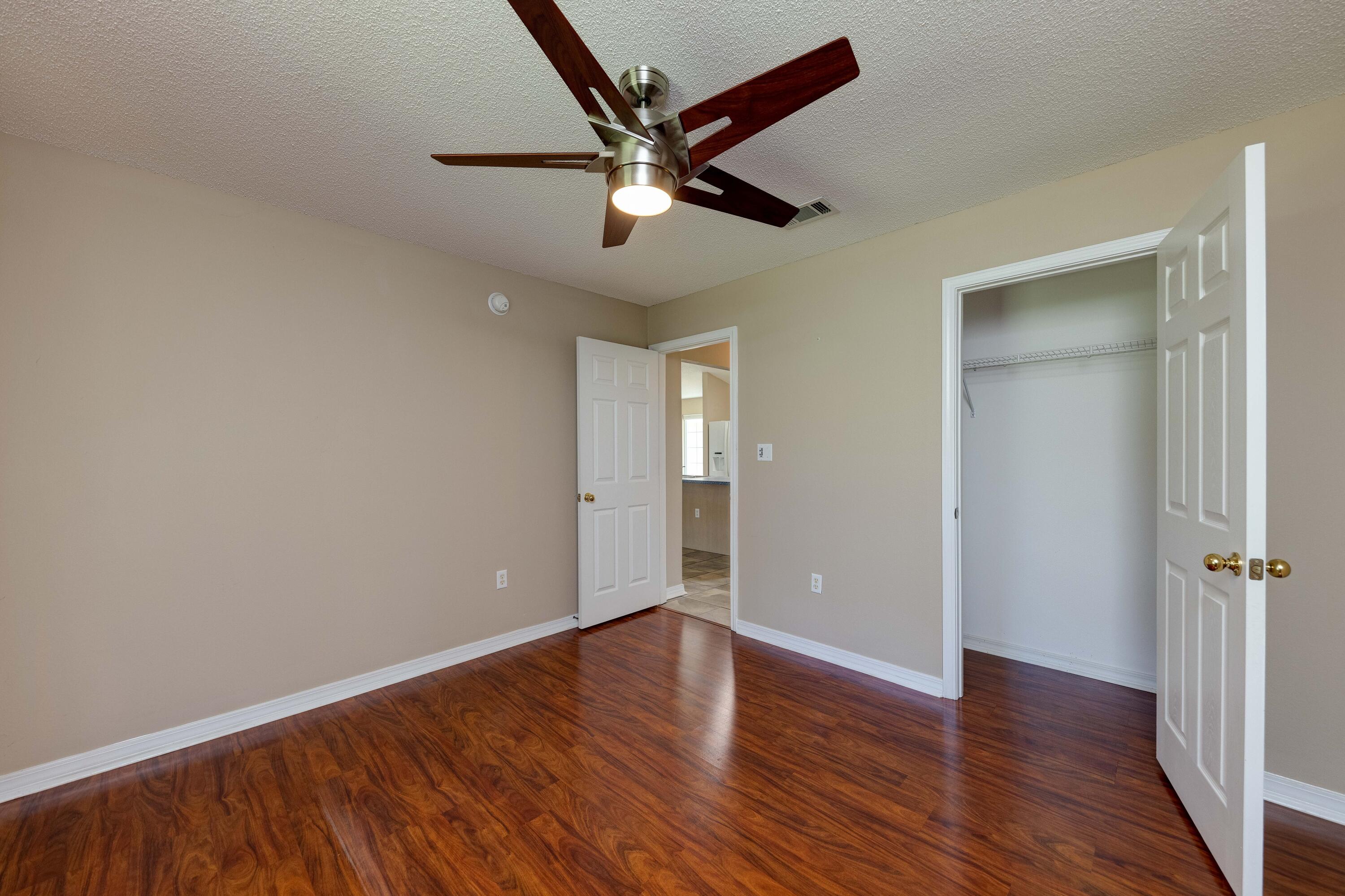 CHEROKEE BEND S/D PH 2 - Residential