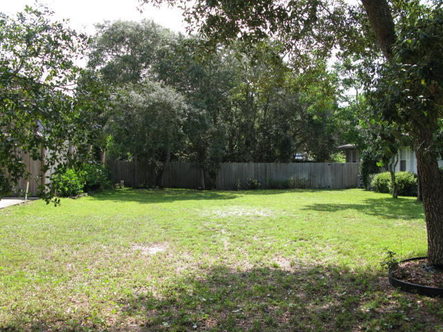 CRYSTAL BEACH - Residential