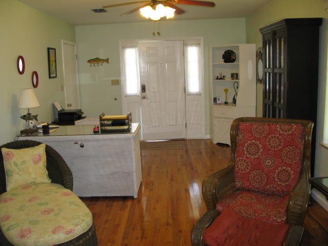 CRYSTAL BEACH - Residential