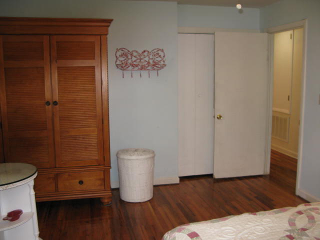 CRYSTAL BEACH - Residential