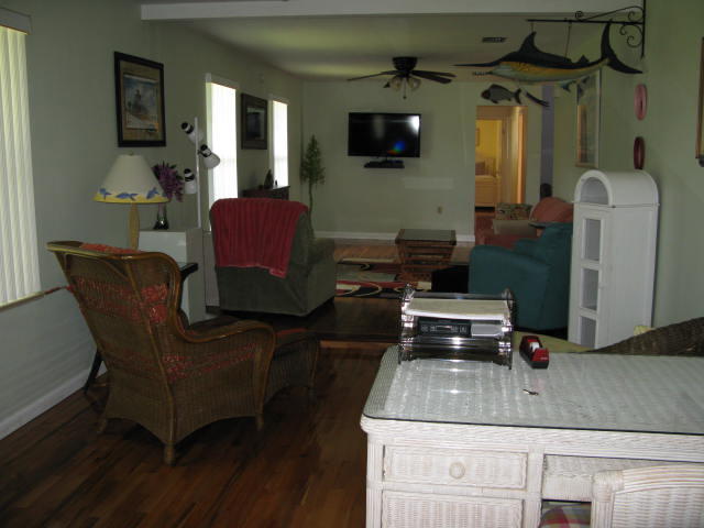 CRYSTAL BEACH - Residential