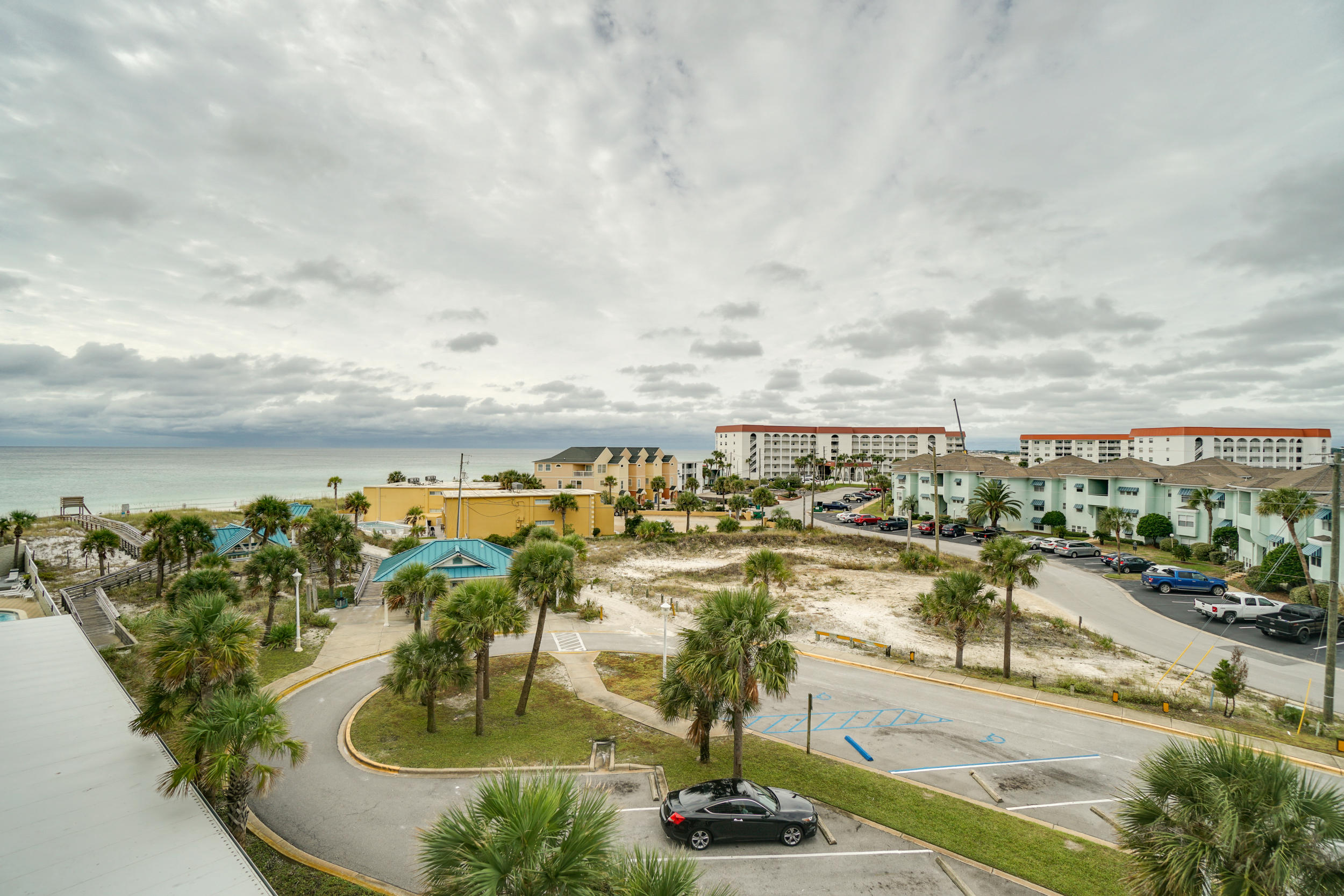 SEACREST CONDOMINIUMS - Residential