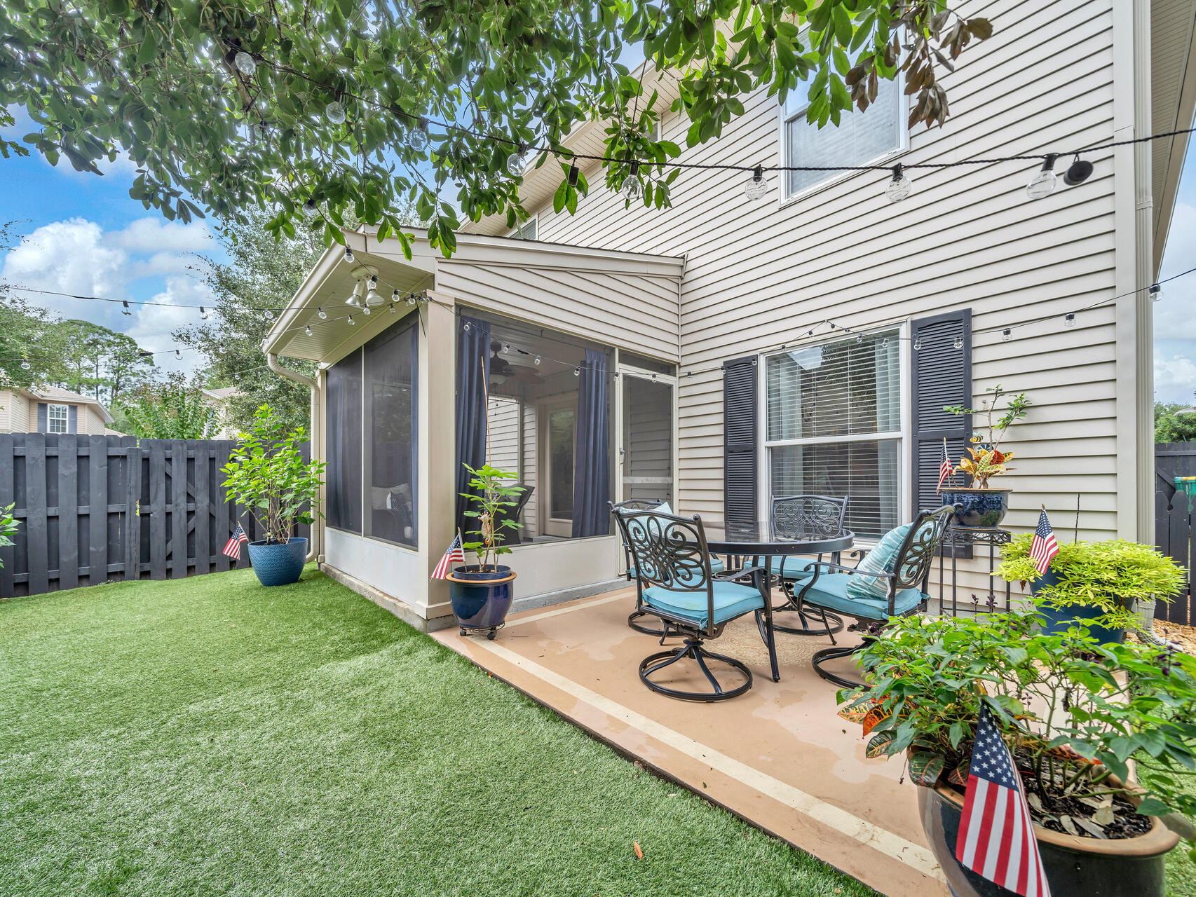 SUMMERWOOD - Residential