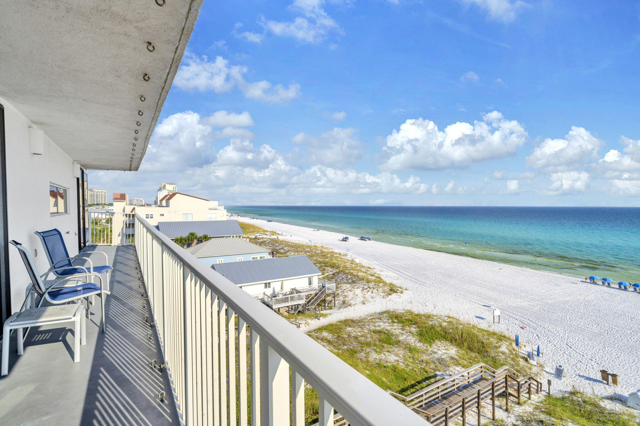 MAINSAIL CONDO PH 1 - Residential