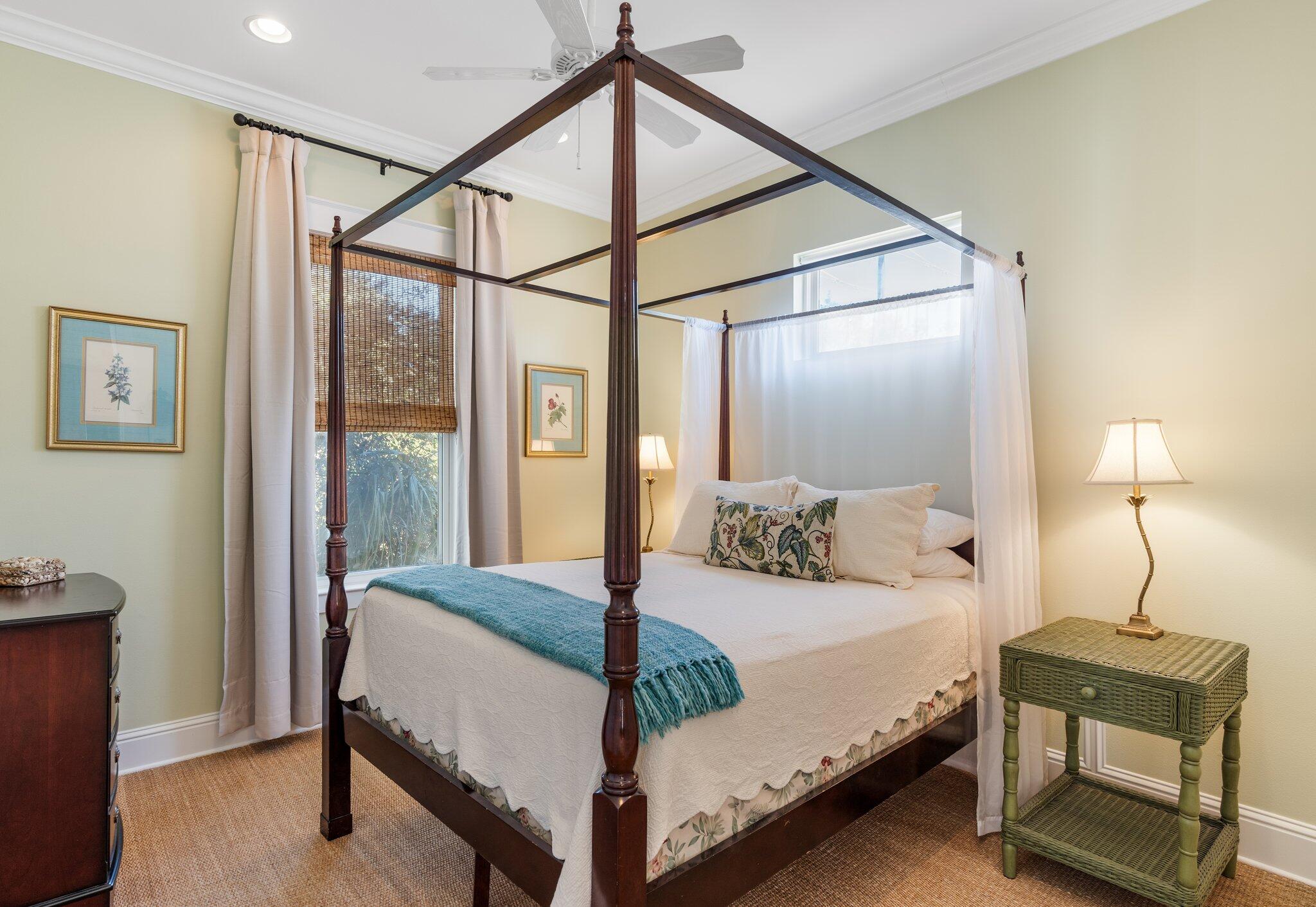CRYSTAL BEACH - Residential