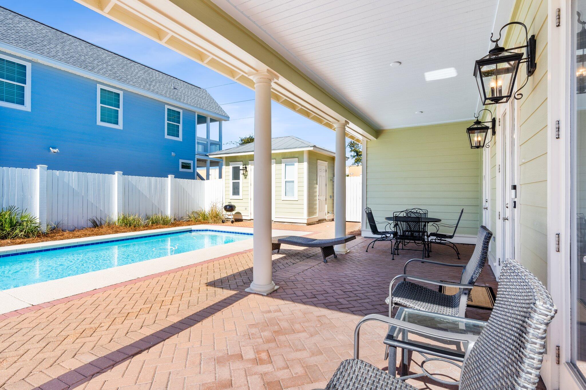 CRYSTAL BEACH - Residential