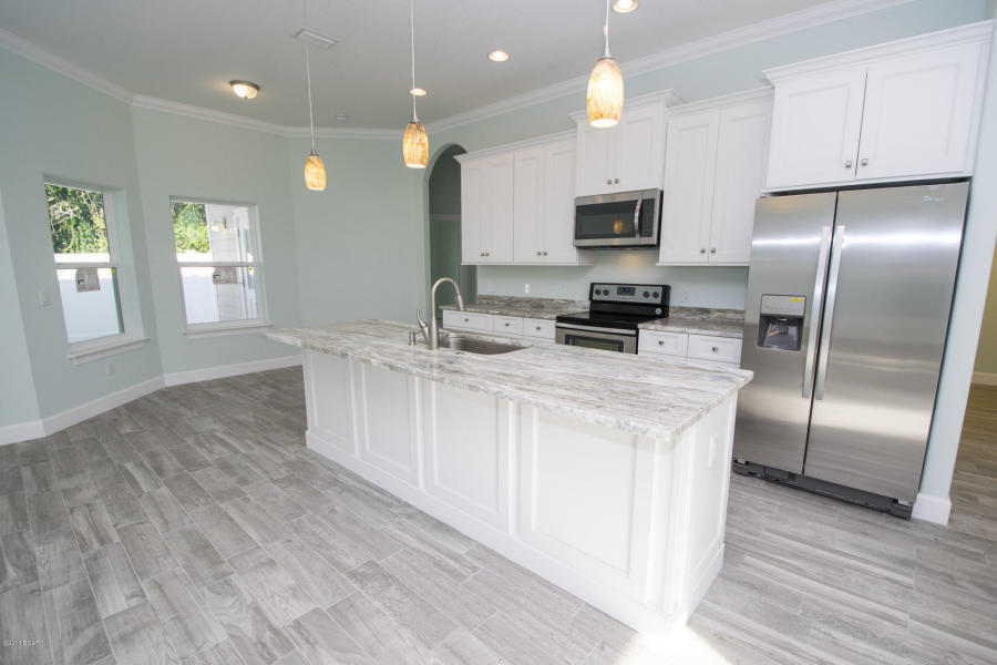 GRAND LAGOON SHORES UNIT 11 - Residential