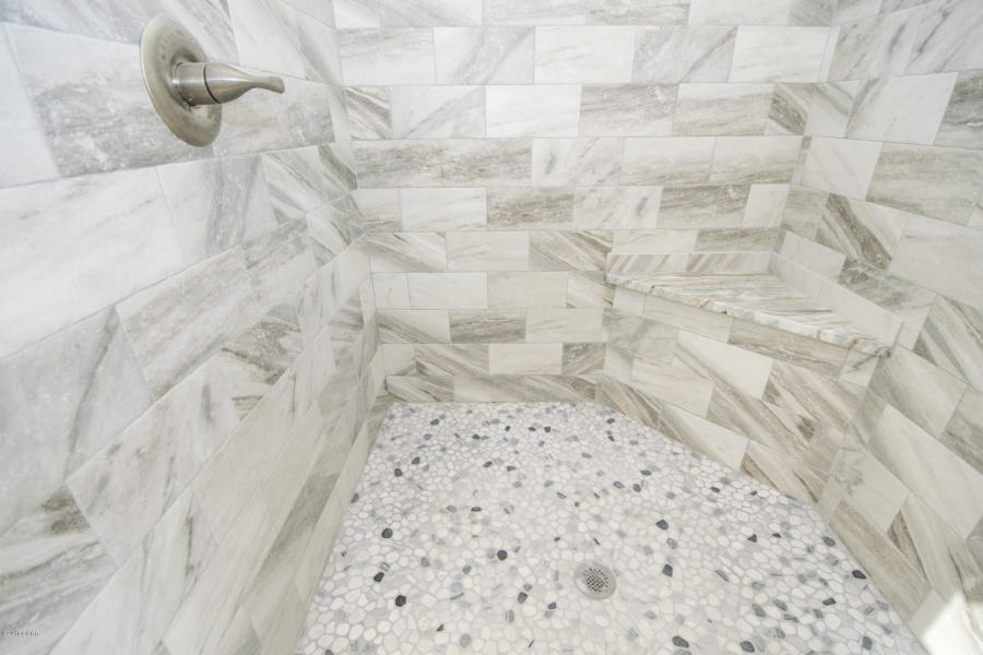 GRAND LAGOON SHORES UNIT 11 - Residential