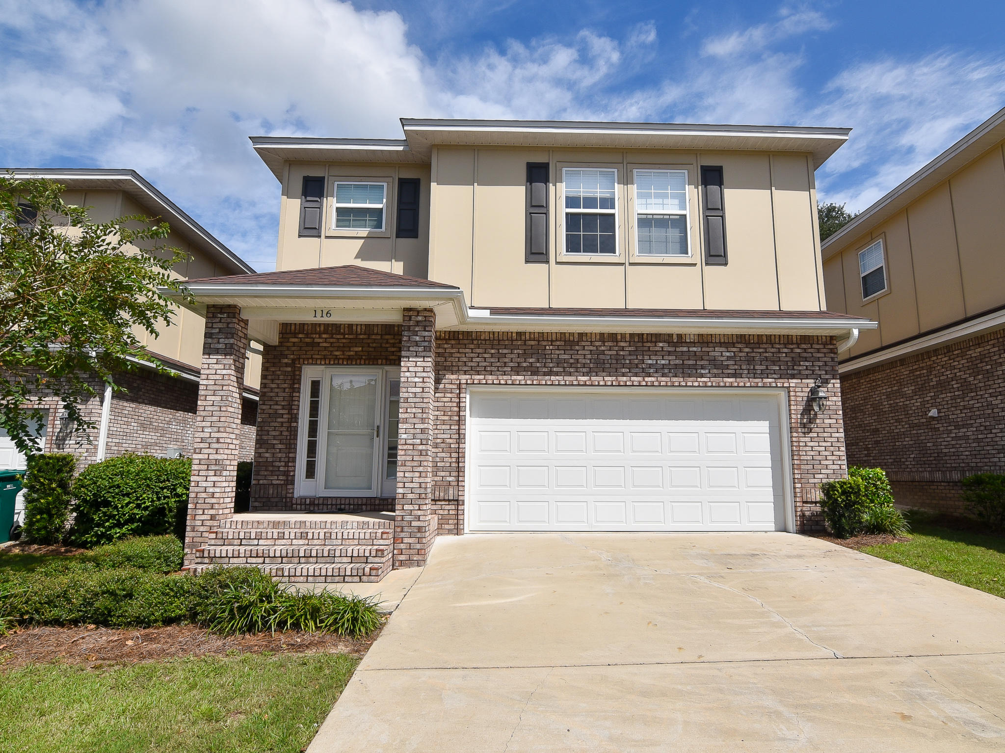 Traditions at Walton Oaks - Residential