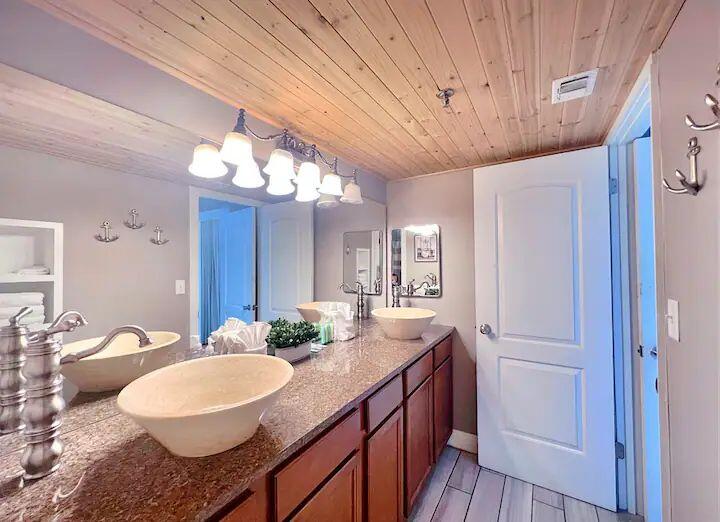 WATERCREST CONDO - Residential