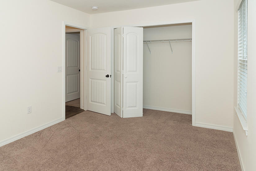 NAVARRE S/D 2ND ADDN - Residential Lease