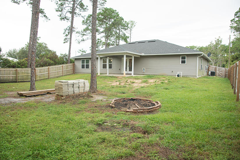 NAVARRE S/D 2ND ADDN - Residential Lease