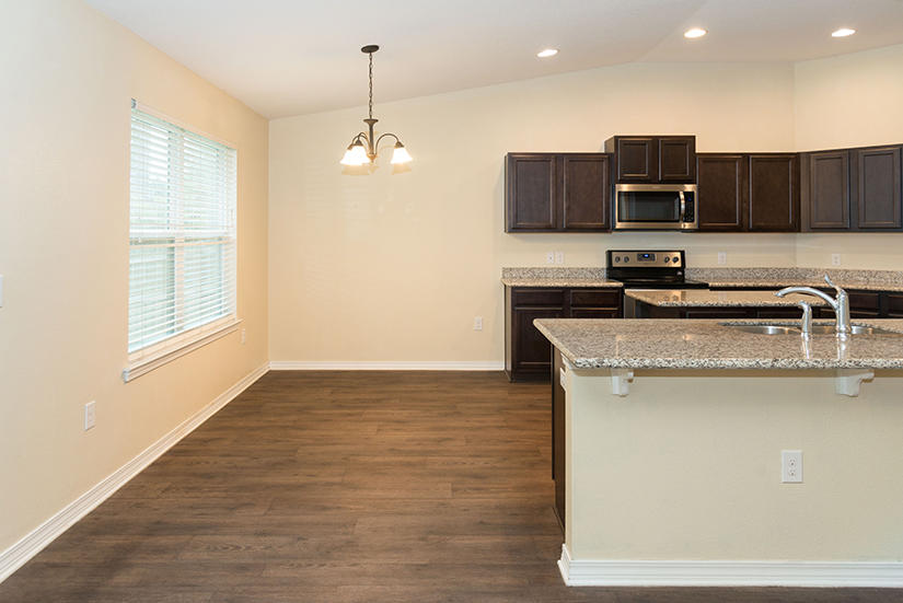 NAVARRE S/D 2ND ADDN - Residential Lease