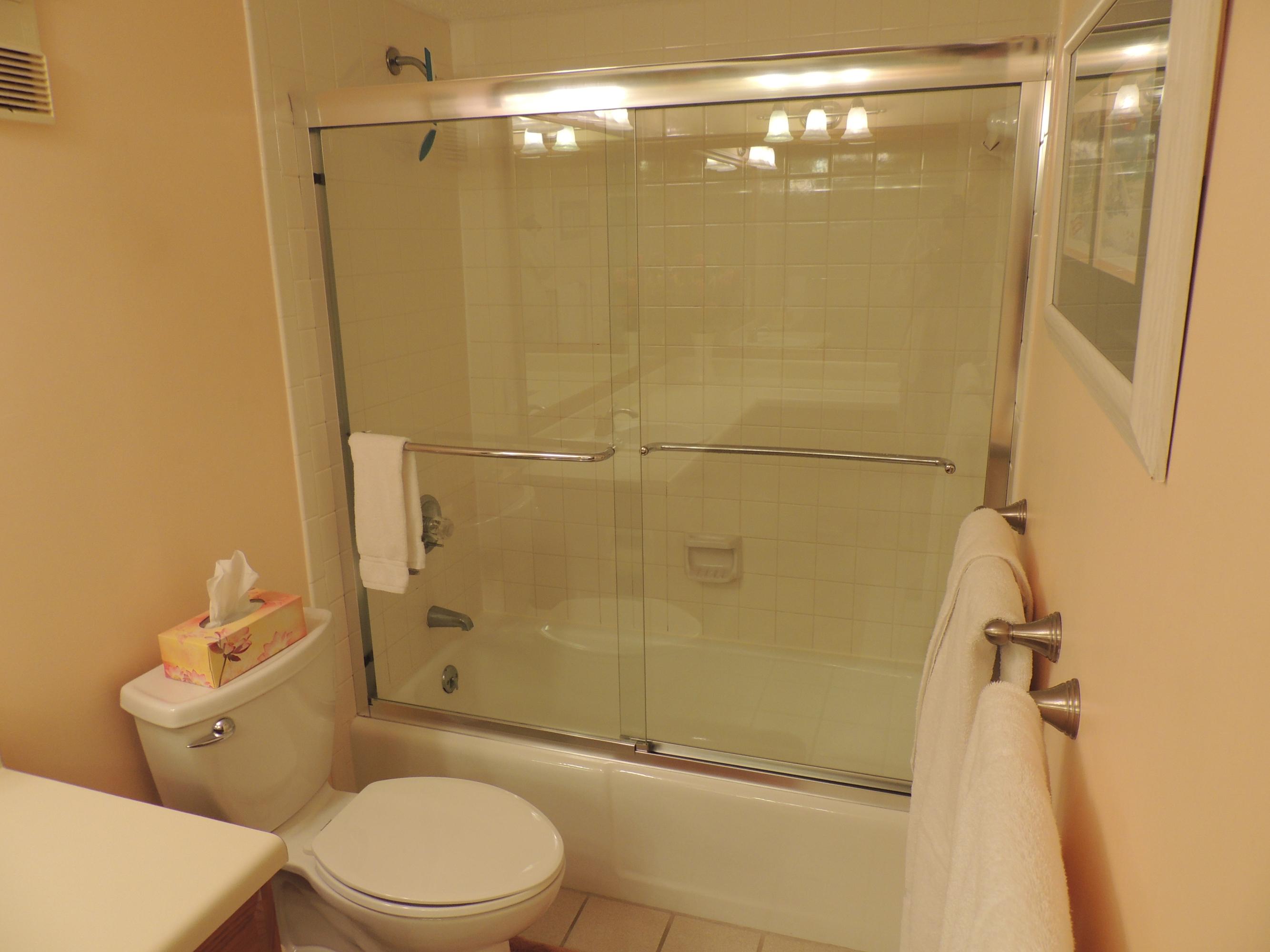 ISLANDER CONDO PH 2 - Residential