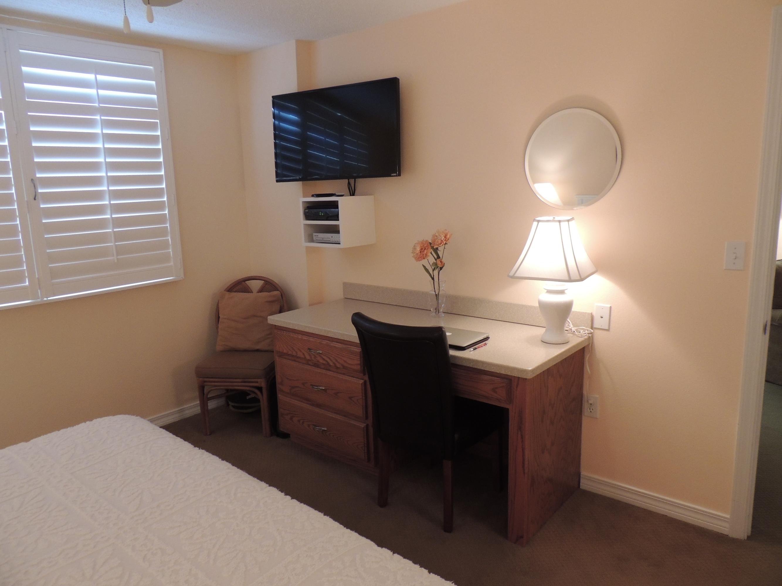 ISLANDER CONDO PH 2 - Residential