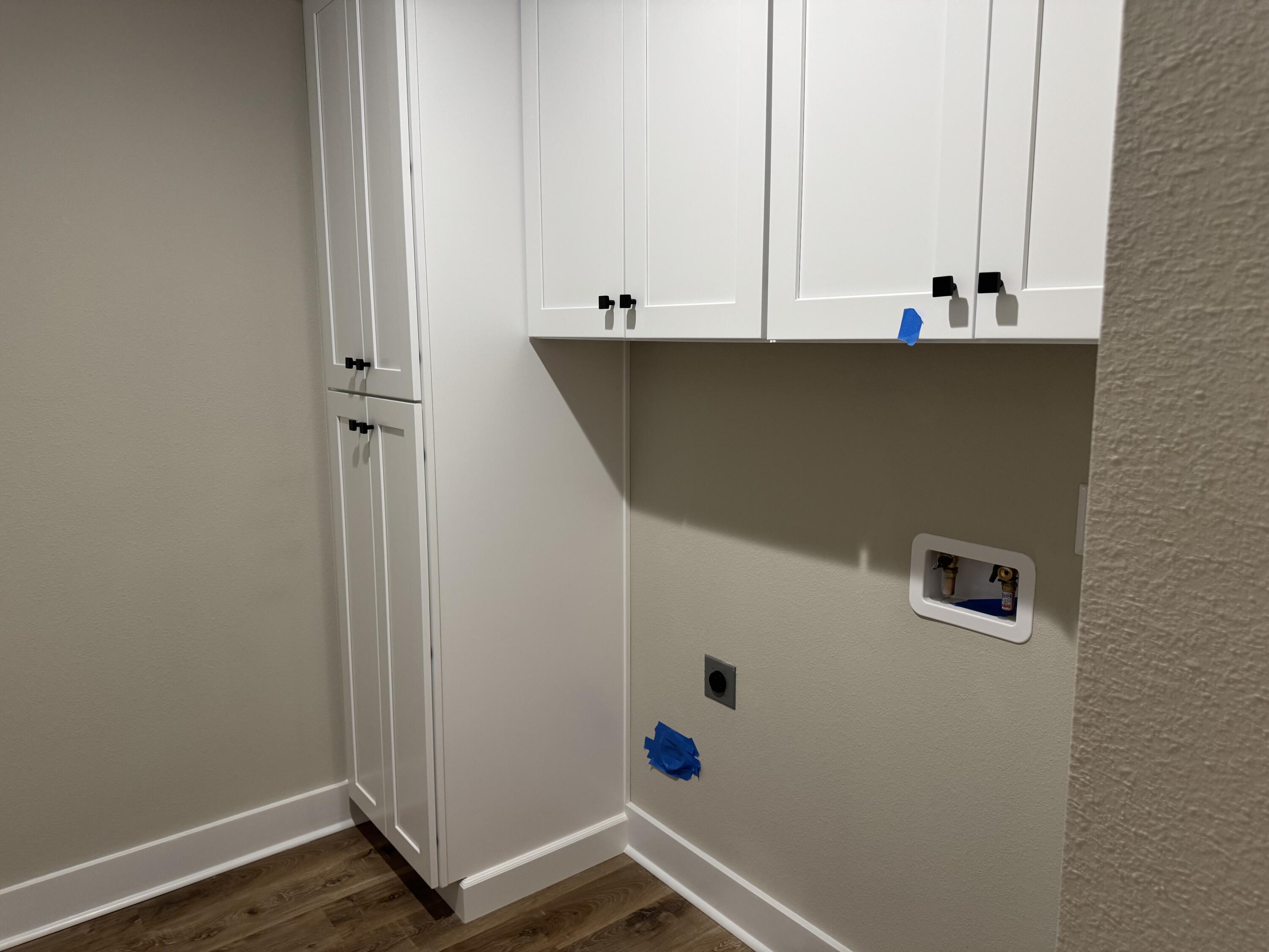 WOLFORD ACRES - Residential