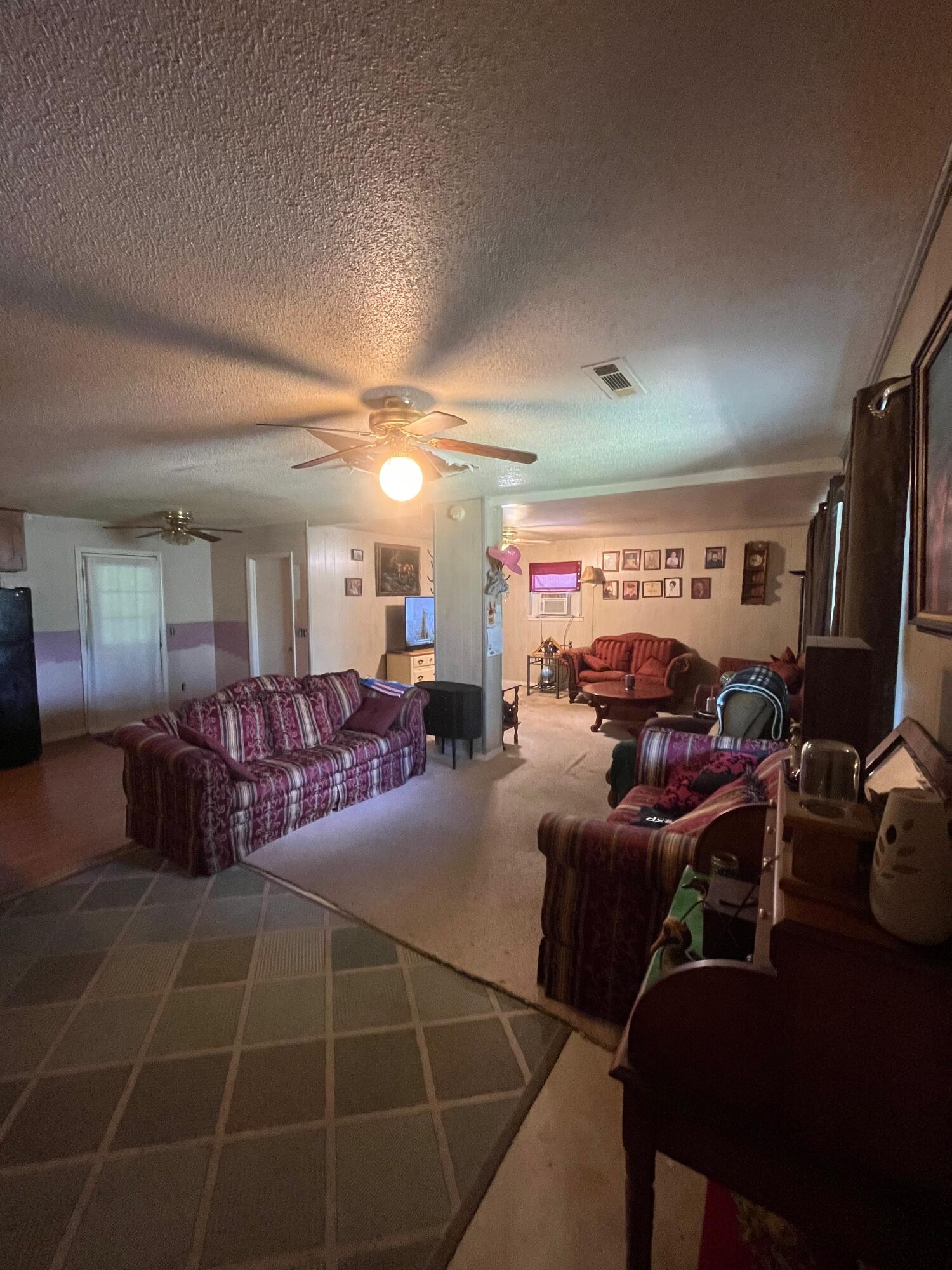 NO RECORDED SUBDIVISION - Residential