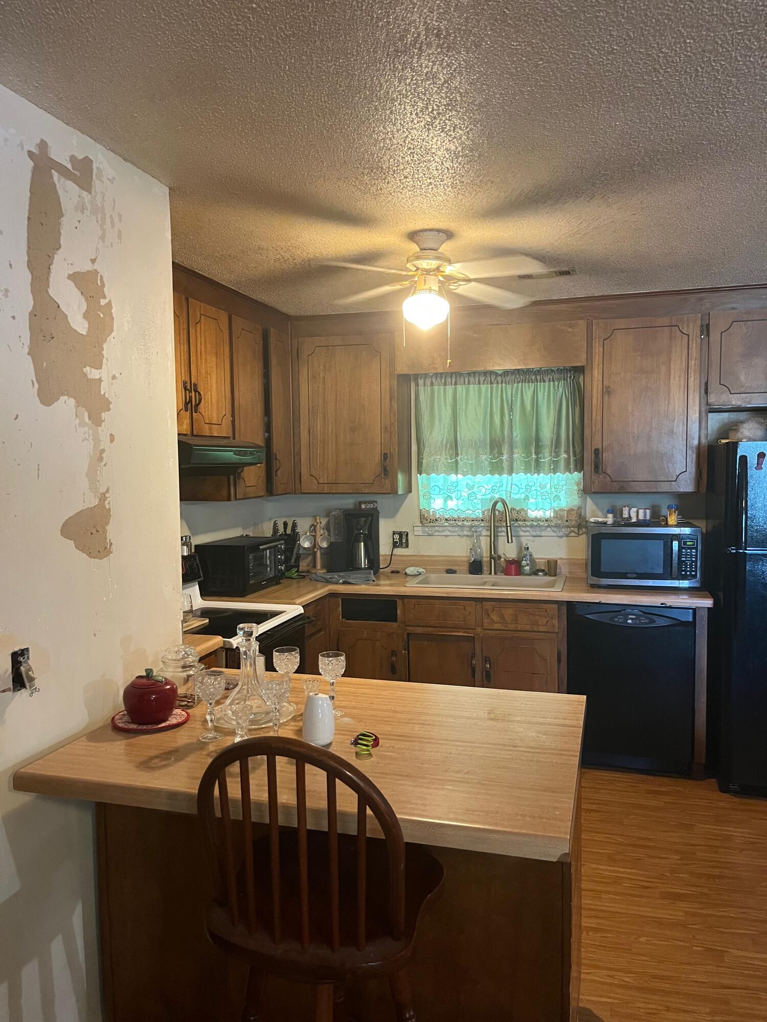 NO RECORDED SUBDIVISION - Residential